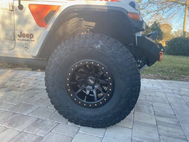 Jeep Gladiator Update on switching from M/T to an A/T results (Toyo Open Country III A/T -- 265/70/17) tire