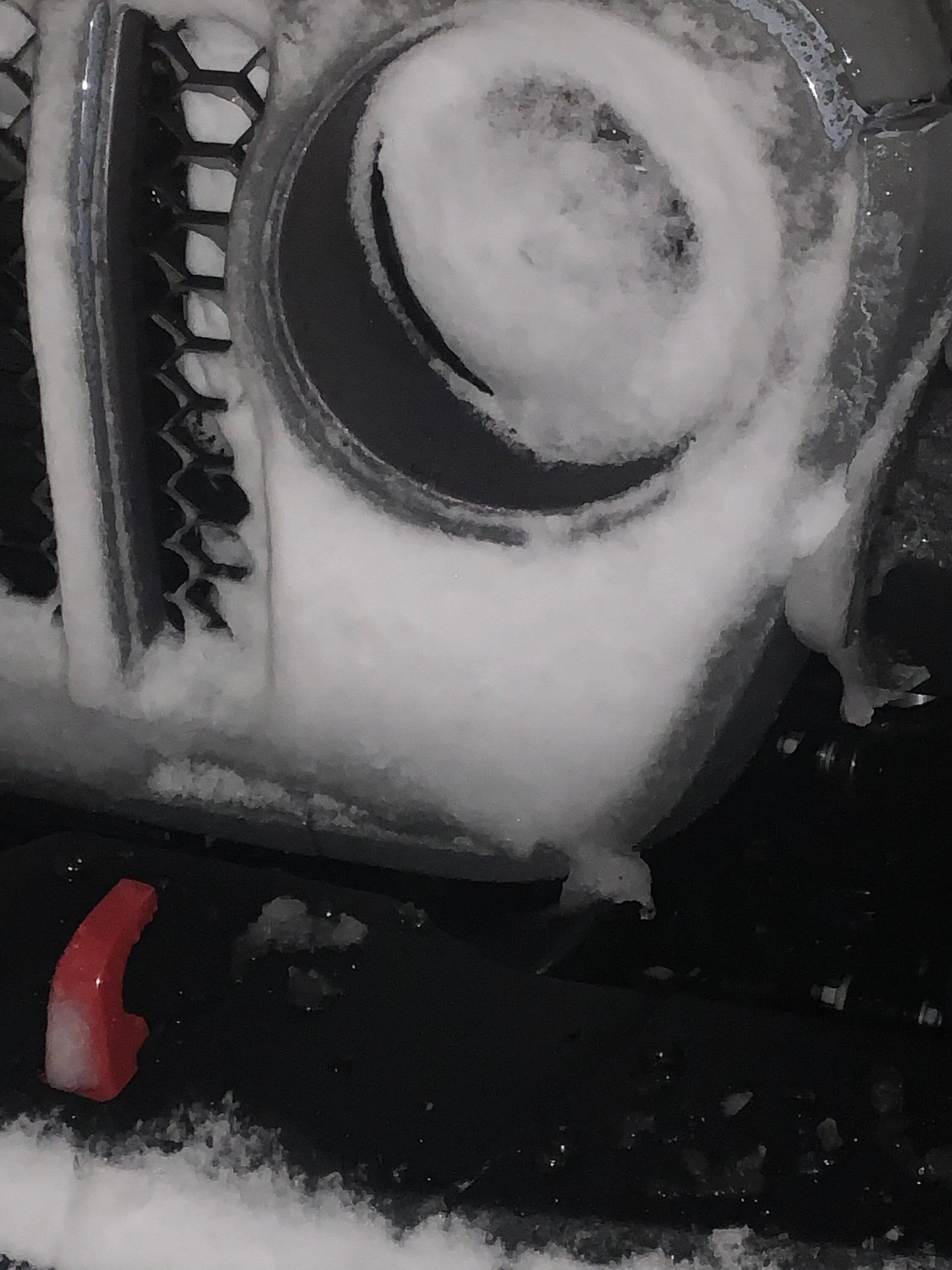 Jeep Gladiator Does the OEM LED lights get hot enough to melt snow? C5061B03-6BB7-4F51-BC81-63AF9A1EB467