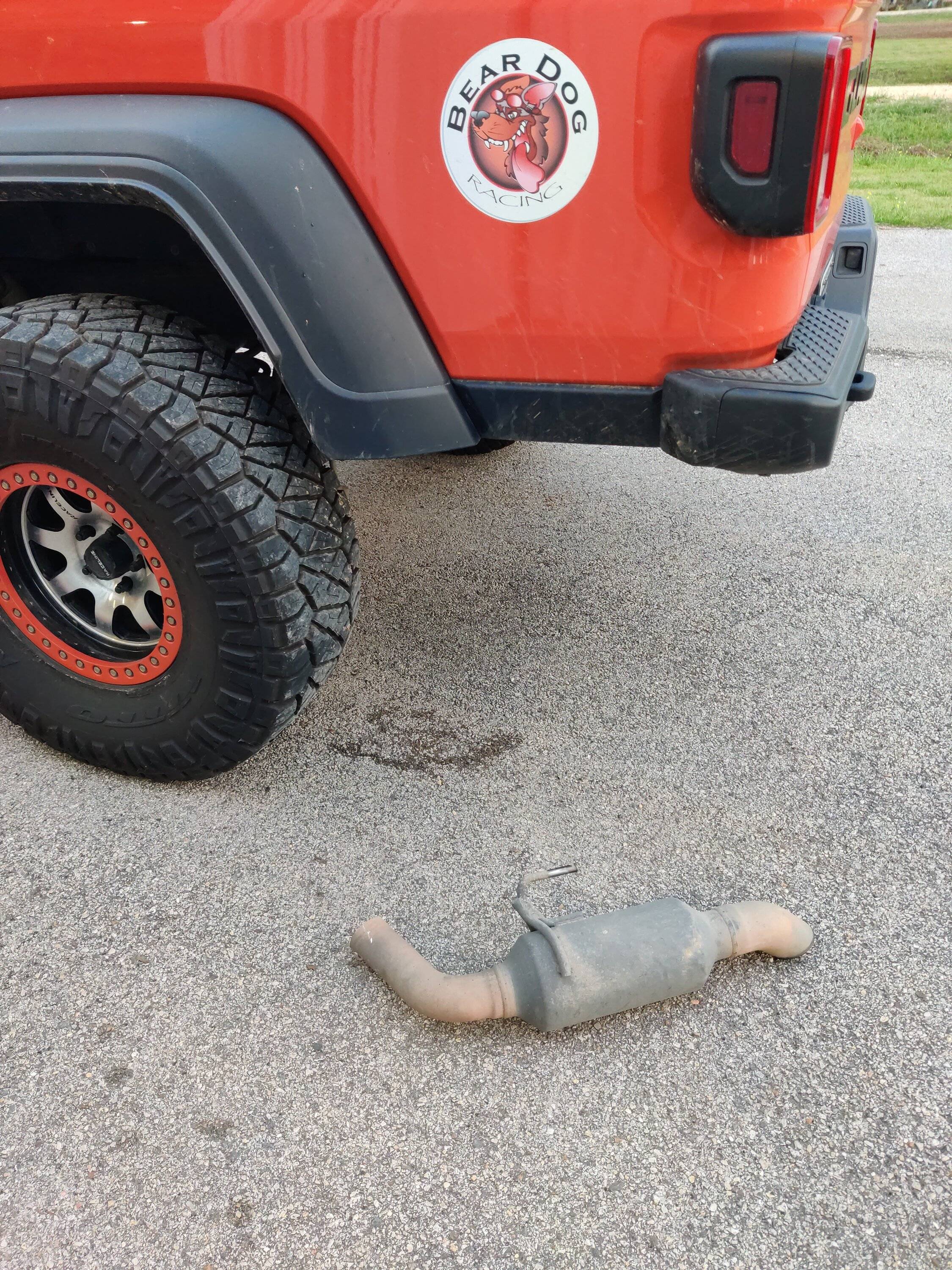 Jeep Gladiator Exhaust cut. Done. 2023-03-27-19-23-36-312