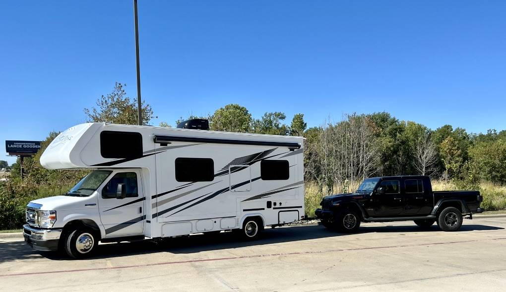 Jeep Gladiator What RV's are you using to flat tow your Gladiator? D414B6E2-362F-4425-9FD4-396E8EDDE4AC