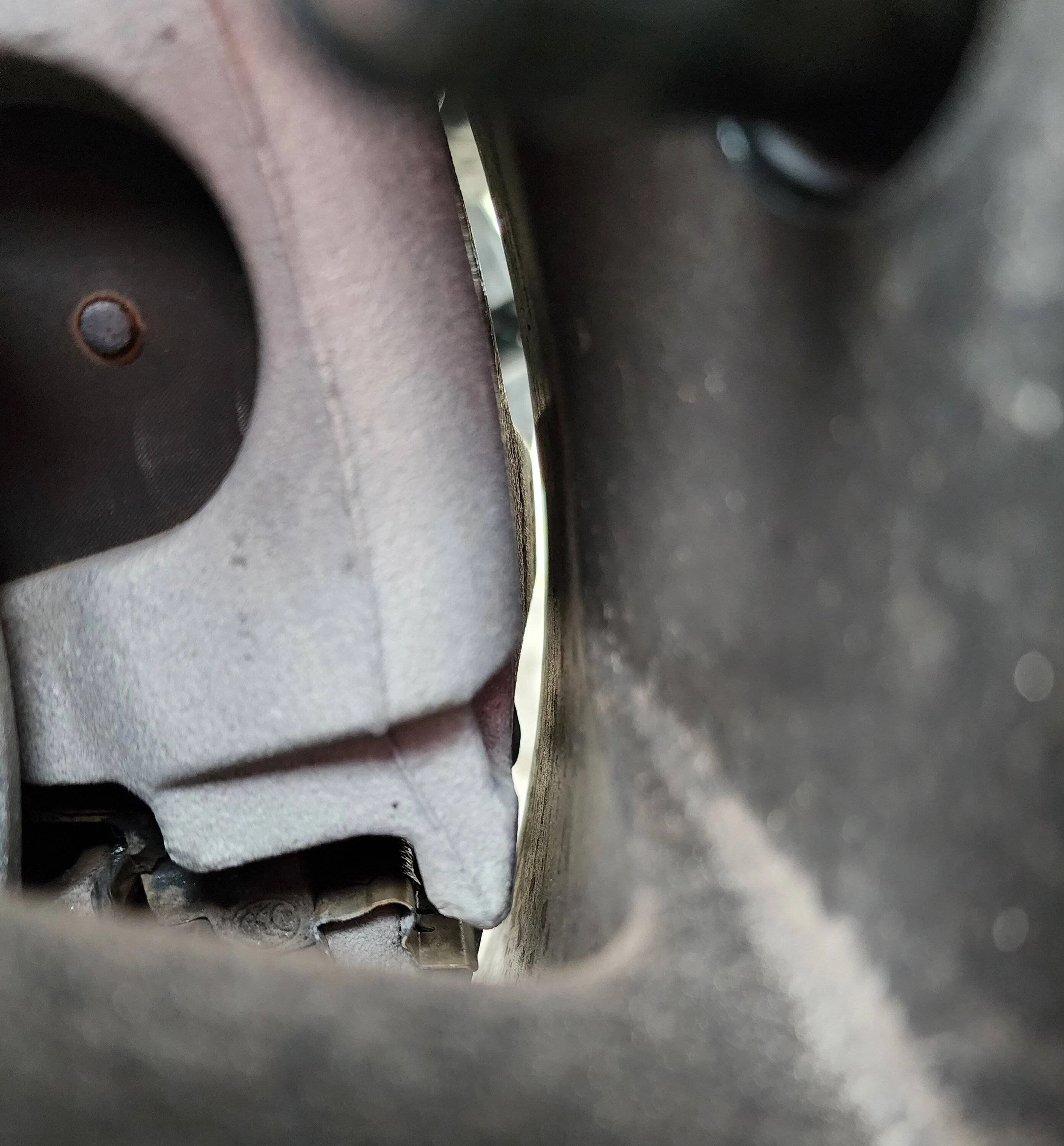 Jeep Gladiator Anyone Have Issue with Weights Clearing Calipers? 20230327_170501
