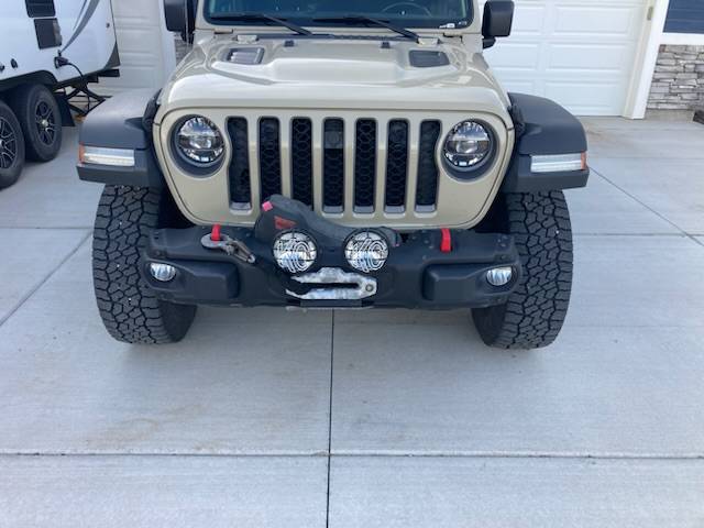Jeep Gladiator Does the OEM LED lights get hot enough to melt snow? 22AB724B-362E-42D1-9D17-B9DE99FADB48