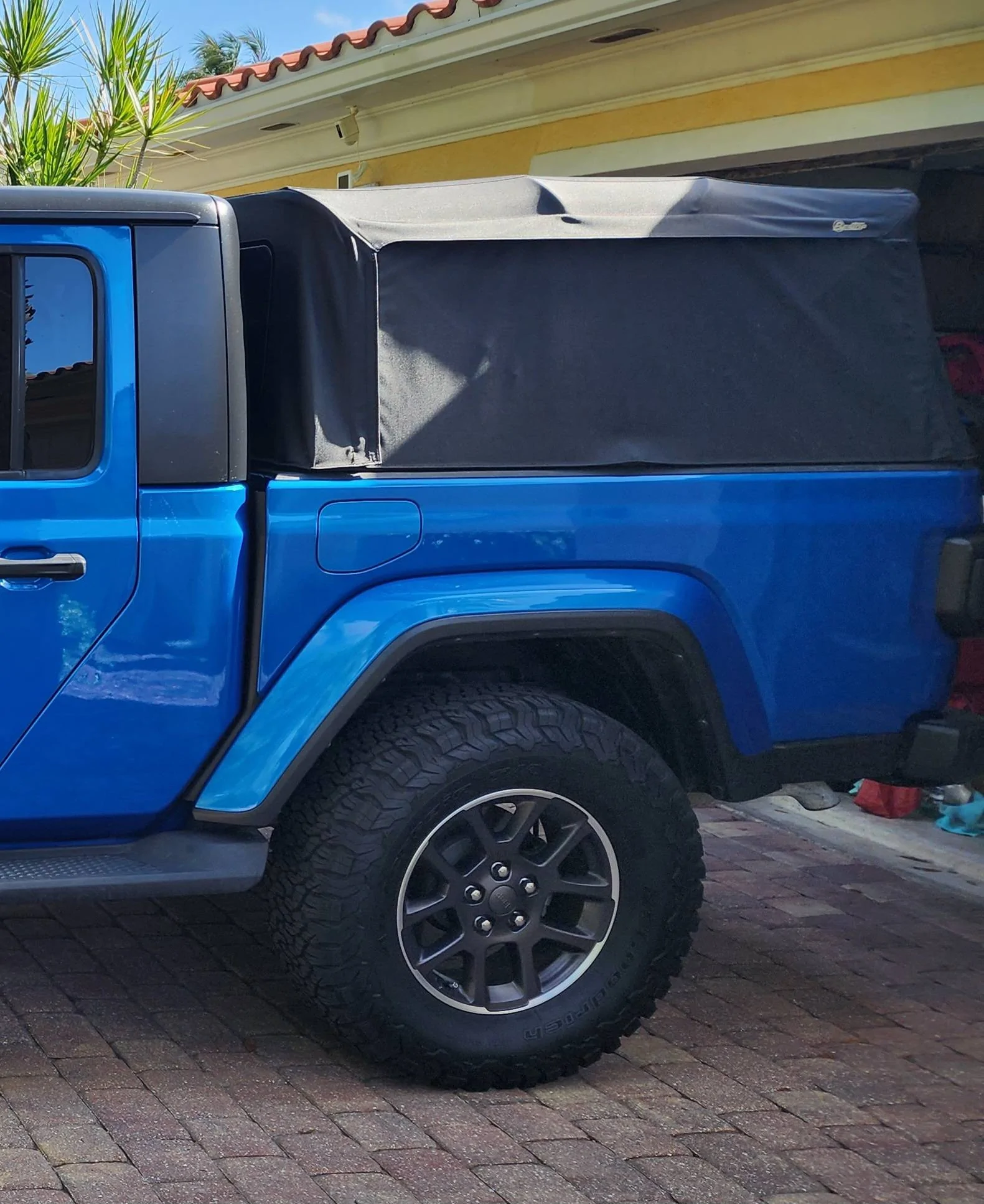 Jeep Gladiator Bestop supertop for sale $500 20230325_103606