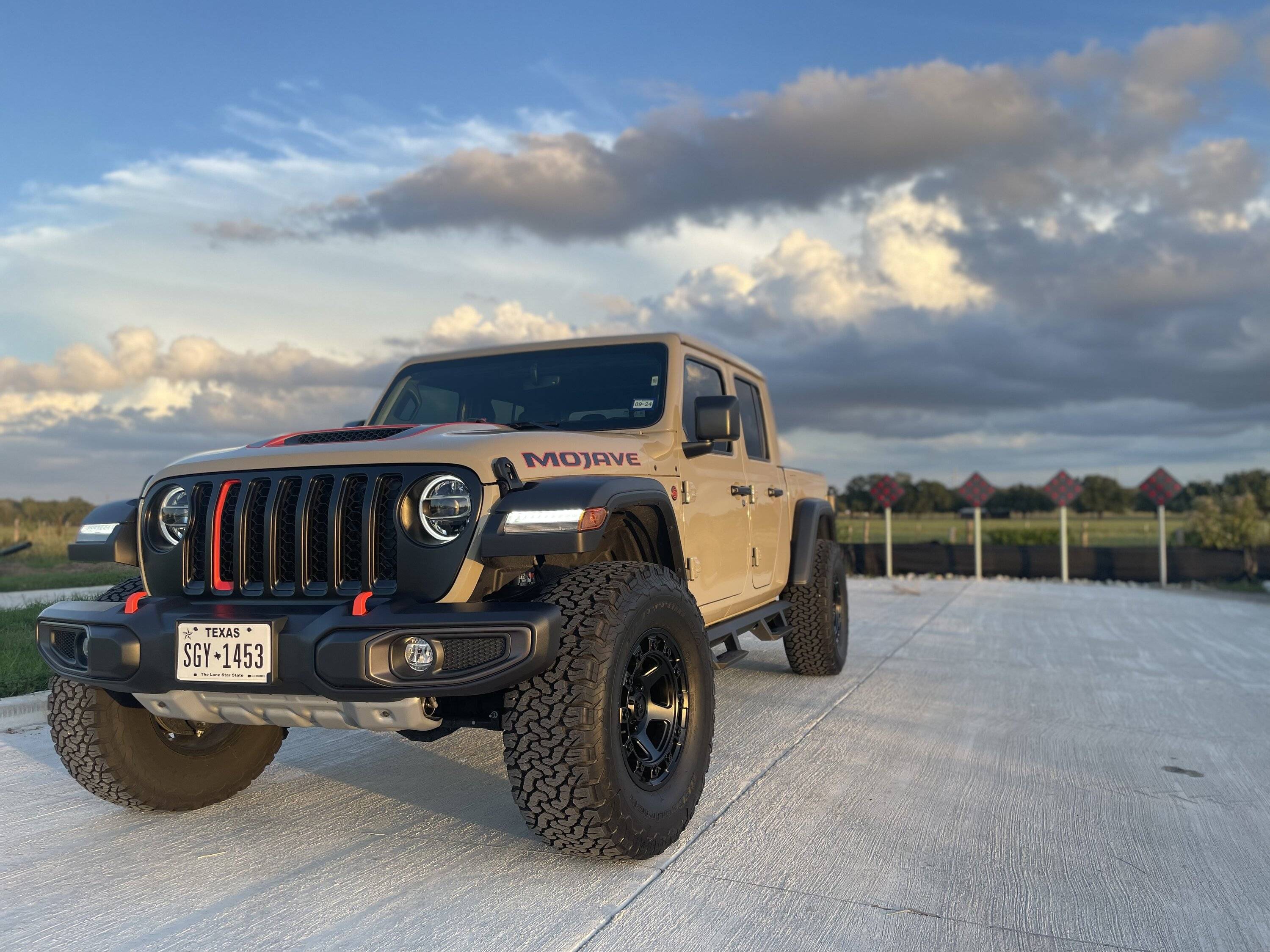 Jeep Gladiator GOBI Gladiator JT Club 274F4F02-A261-4D5B-B982-028A3E0CF365