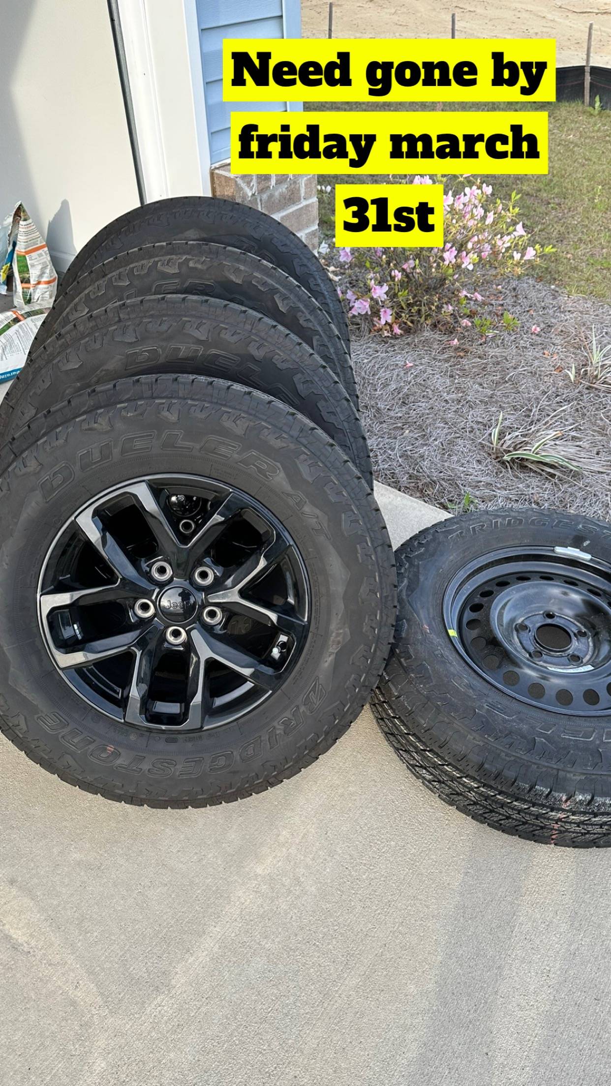 Jeep Gladiator 5 New OEM Takeoffs 2023 17”  Wheels + 33”  A/T Dueler Tires  $650 B23699B1-412D-448D-9E08-3DA728798C6A