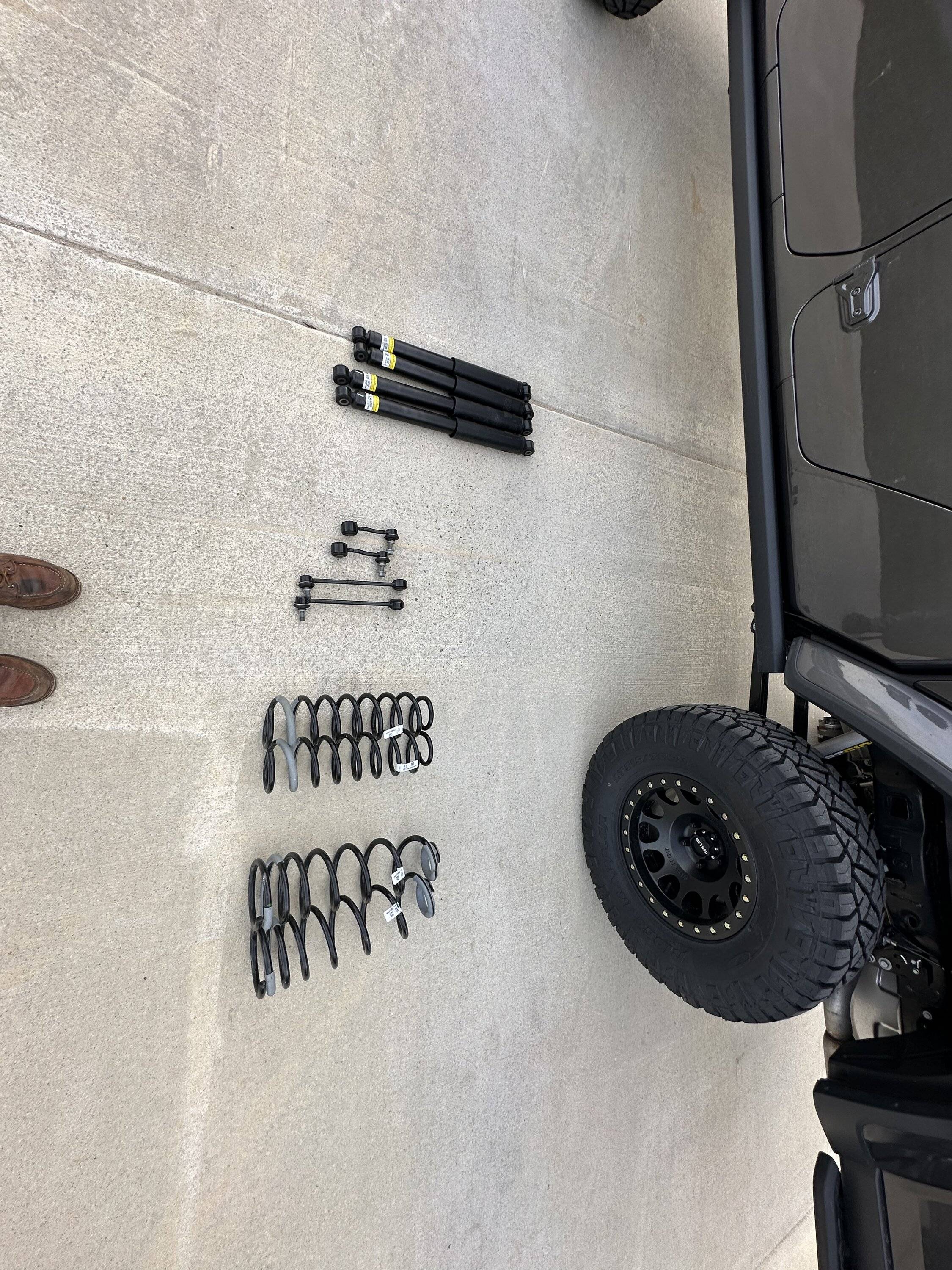 Jeep Gladiator 2023 JT Suspension Parts $500 BEA7EE94-20EA-45D0-A0EF-24B491AE895C
