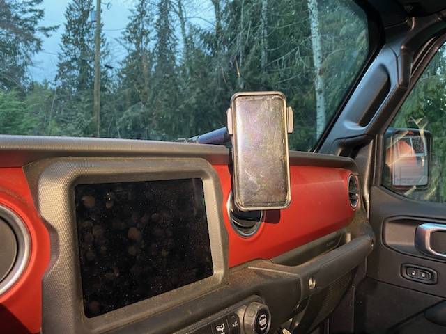 Jeep Gladiator There's a Clever Phone Mount IMG_6207
