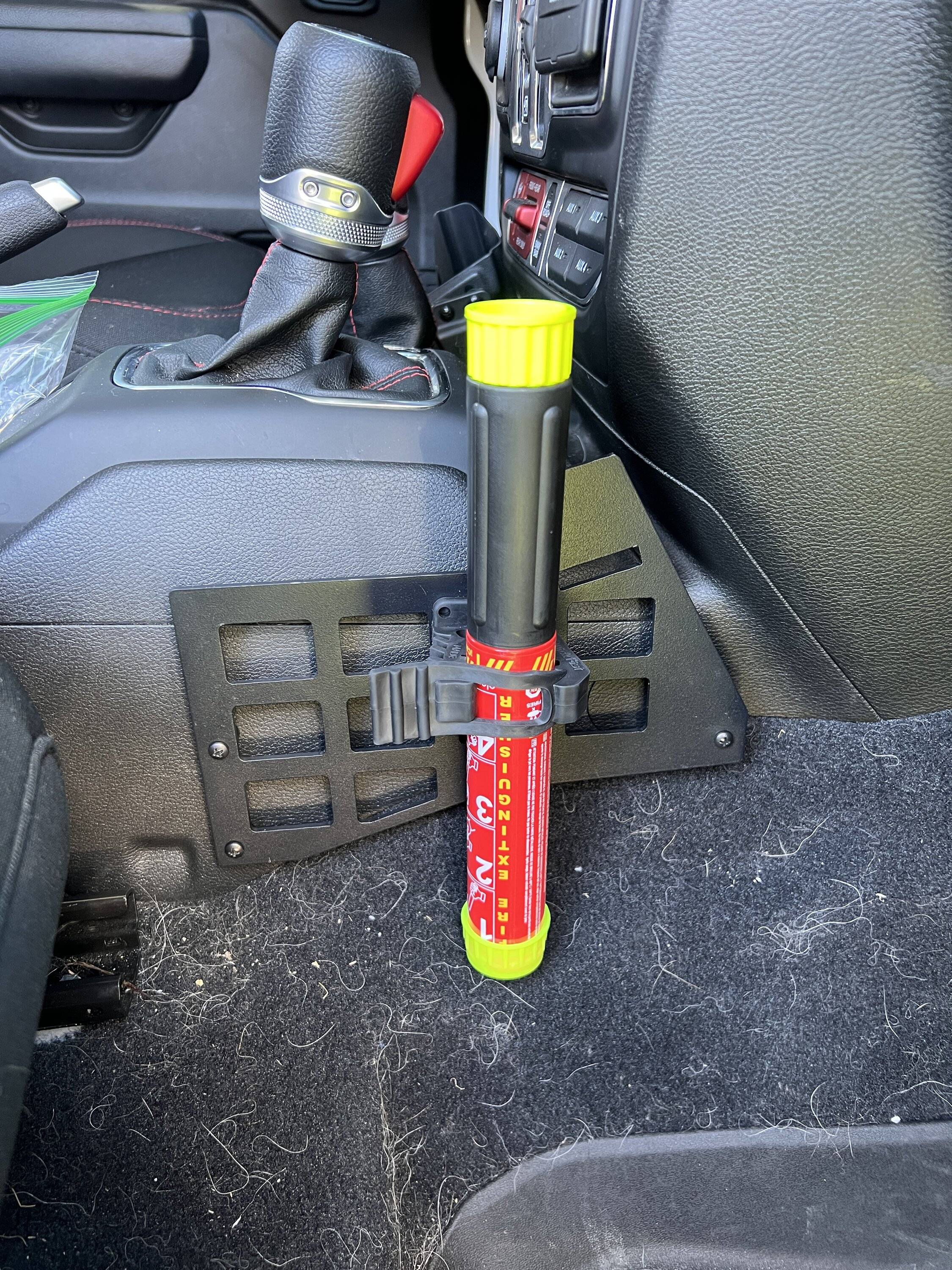 Jeep Gladiator Fire extinguisher mounting locations IMG_3752
