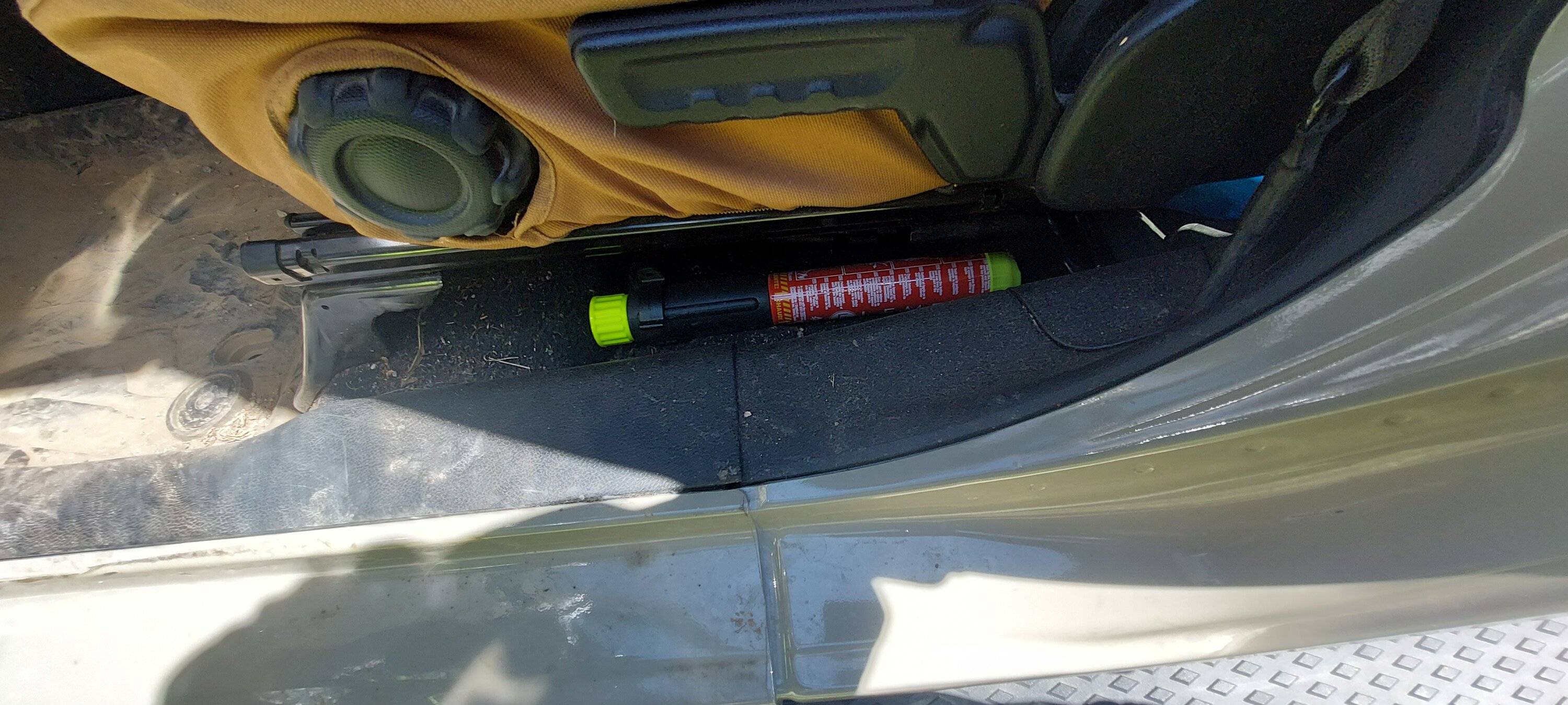 Jeep Gladiator Fire extinguisher mounting locations 16801175633928843962725405041730