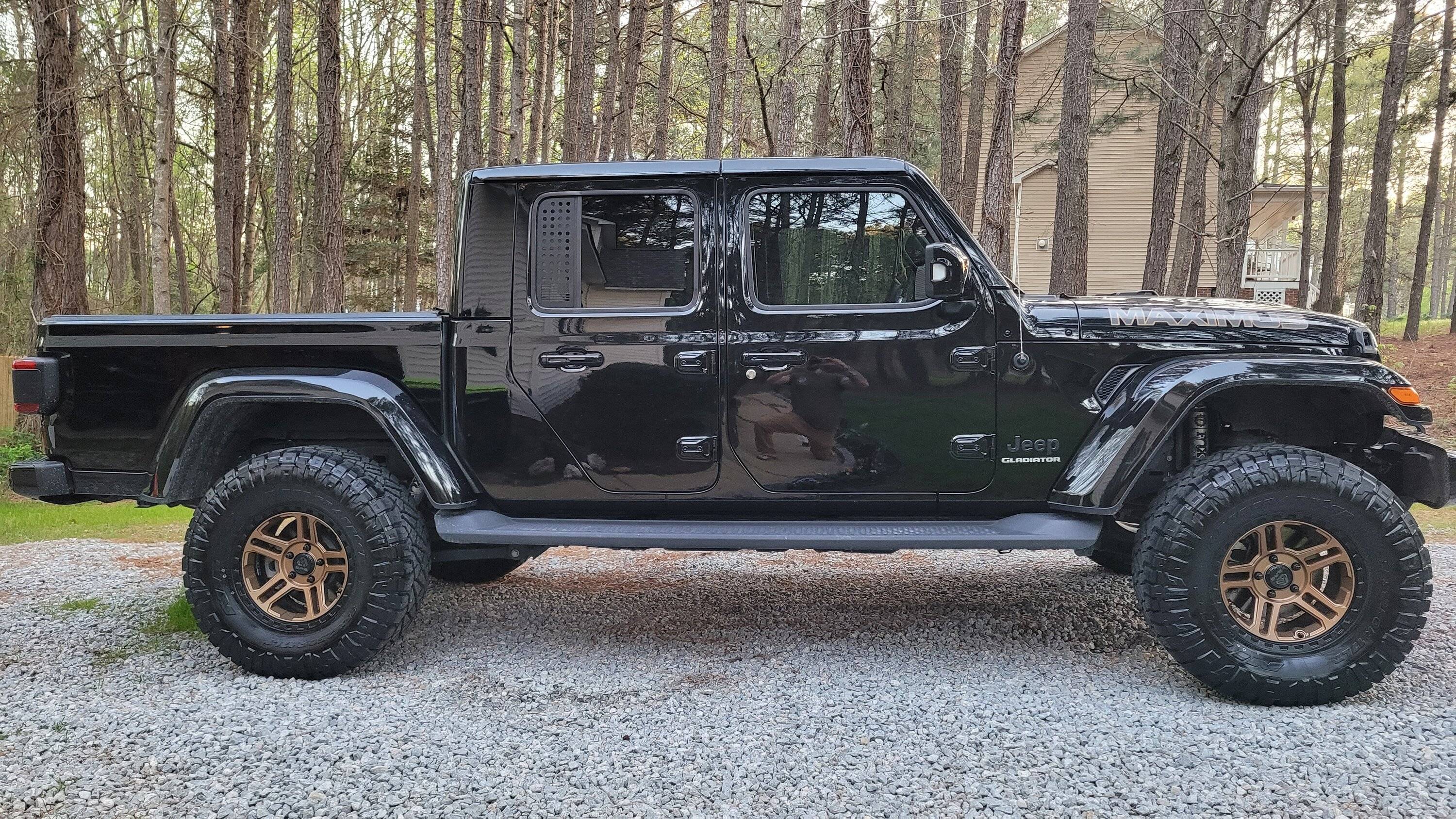 Jeep Gladiator Lets see all those Gladiators with lifts and bigger tires! 20230330_191033