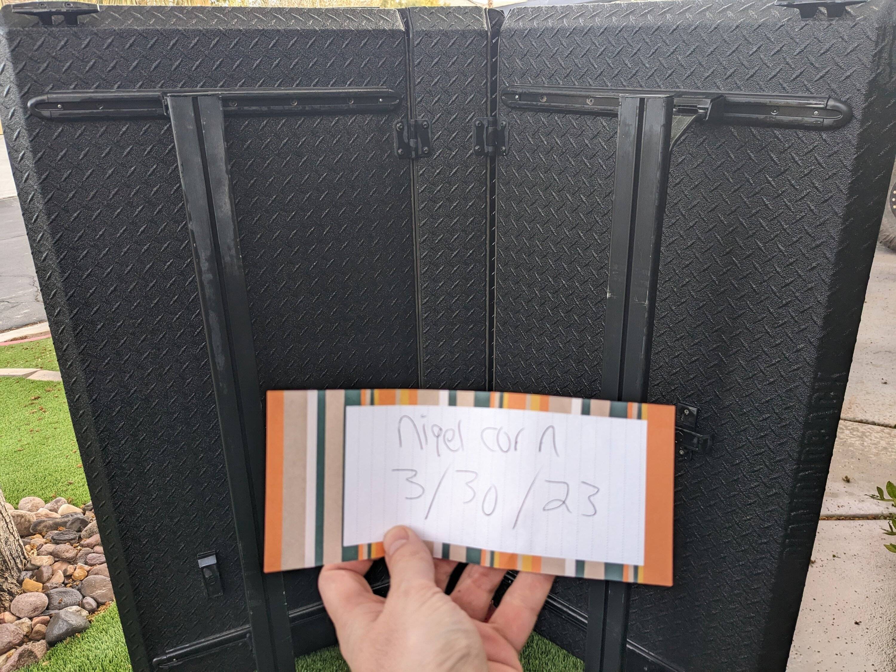 Jeep Gladiator Diamondback SE tonneau cover & frontrunner rack--- $1400 OBO PXL_20230331_012533765