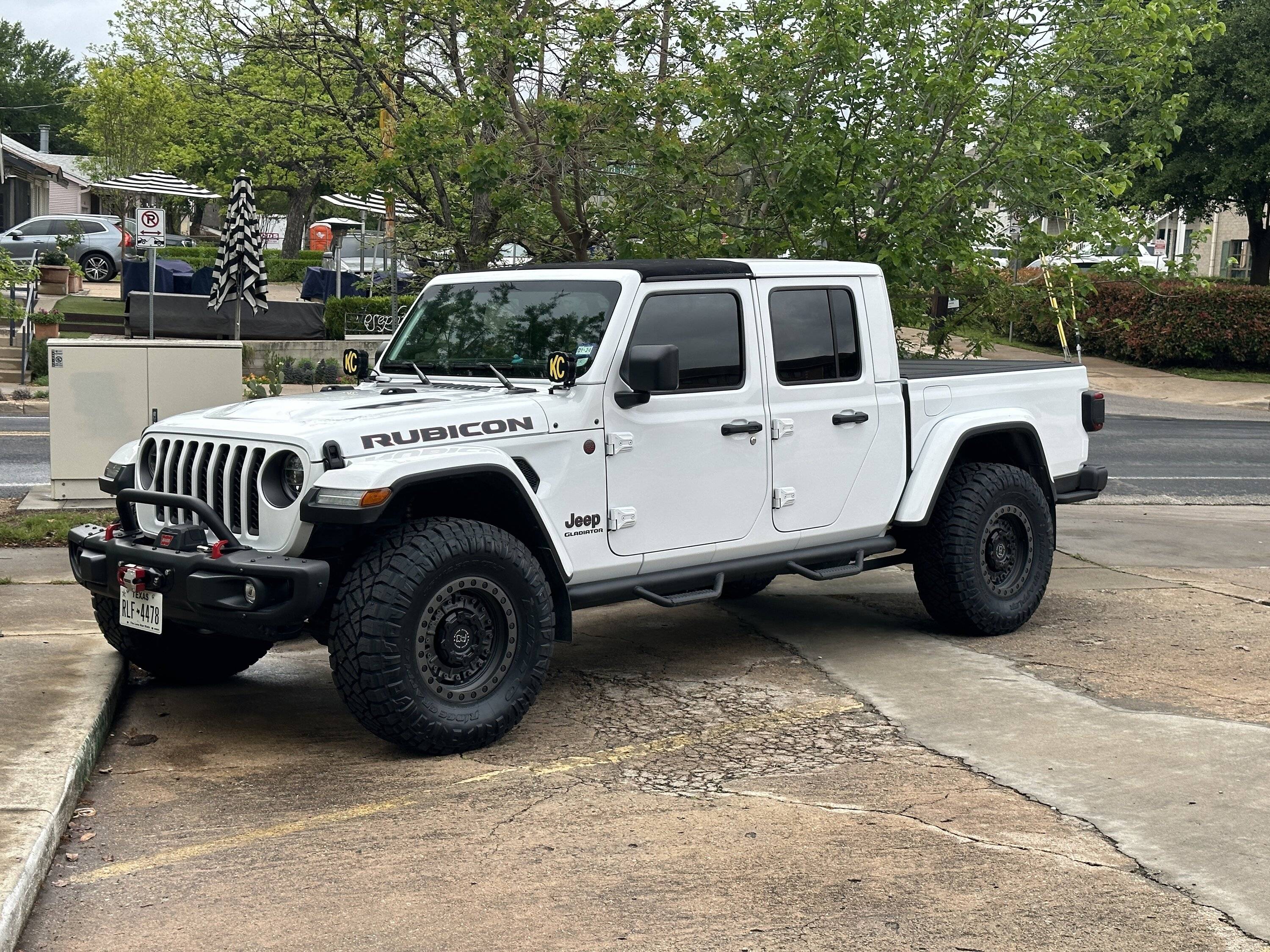 Jeep Gladiator BRIGHT WHITE Gladiator JT Club IMG_0765