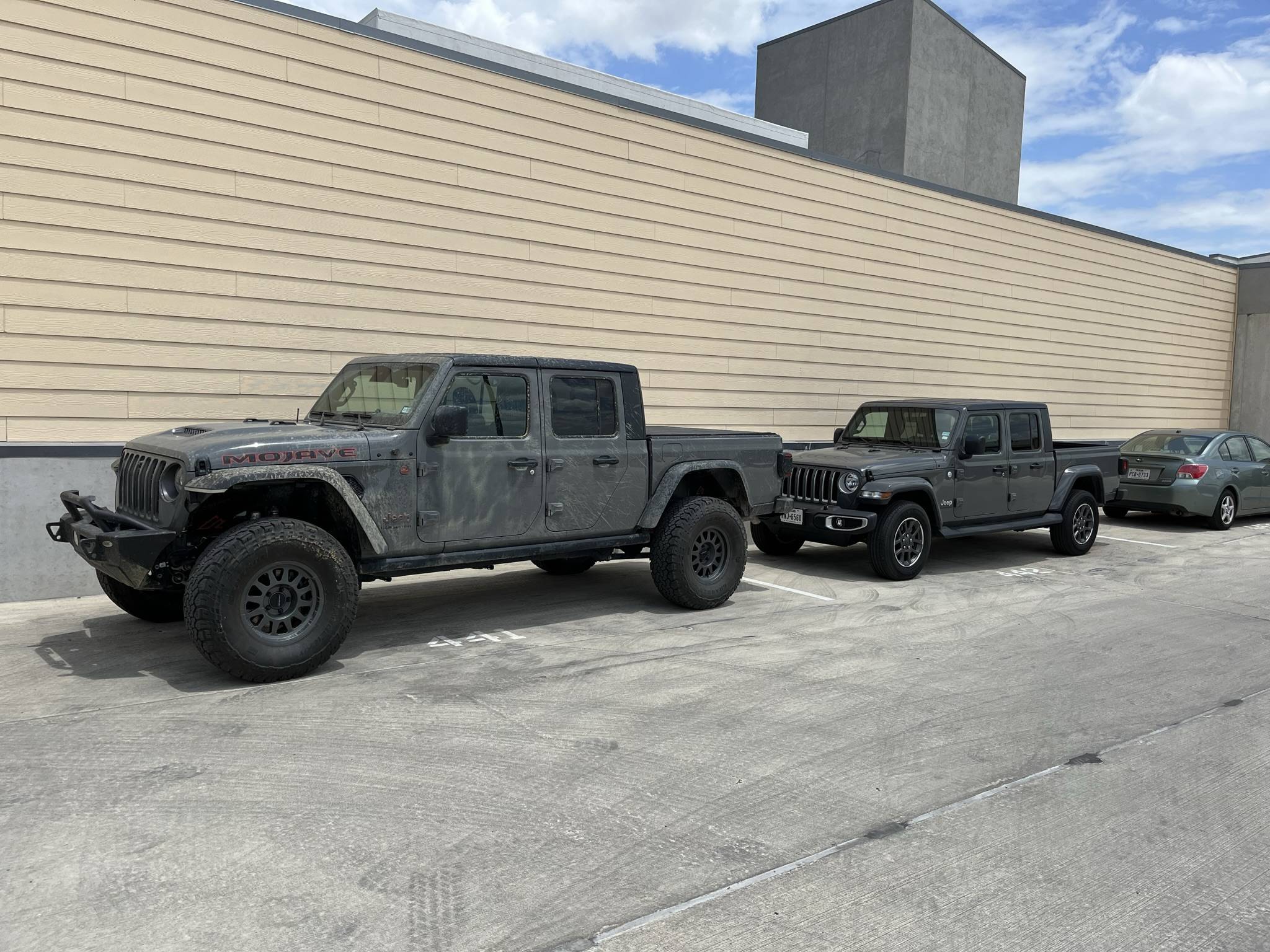 Jeep Gladiator Anyone running Rockblox or other mud flaps with aftermarket inner fenders? 078FF329-556D-430A-9689-2A9011D73C9C