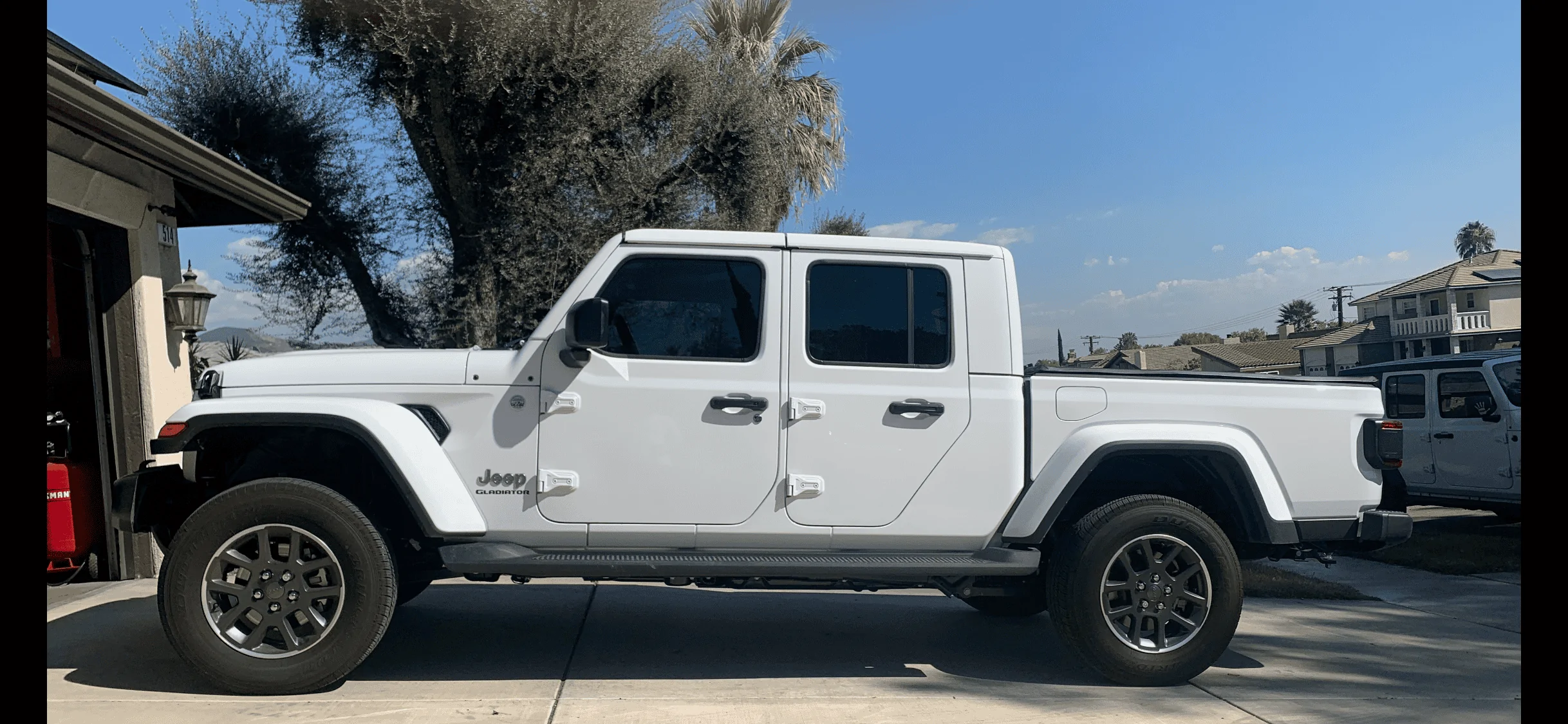 Jeep Gladiator Possible to be leveled and still not be level? 8307F10F-7024-41EB-BF10-EE0EAB5175F7