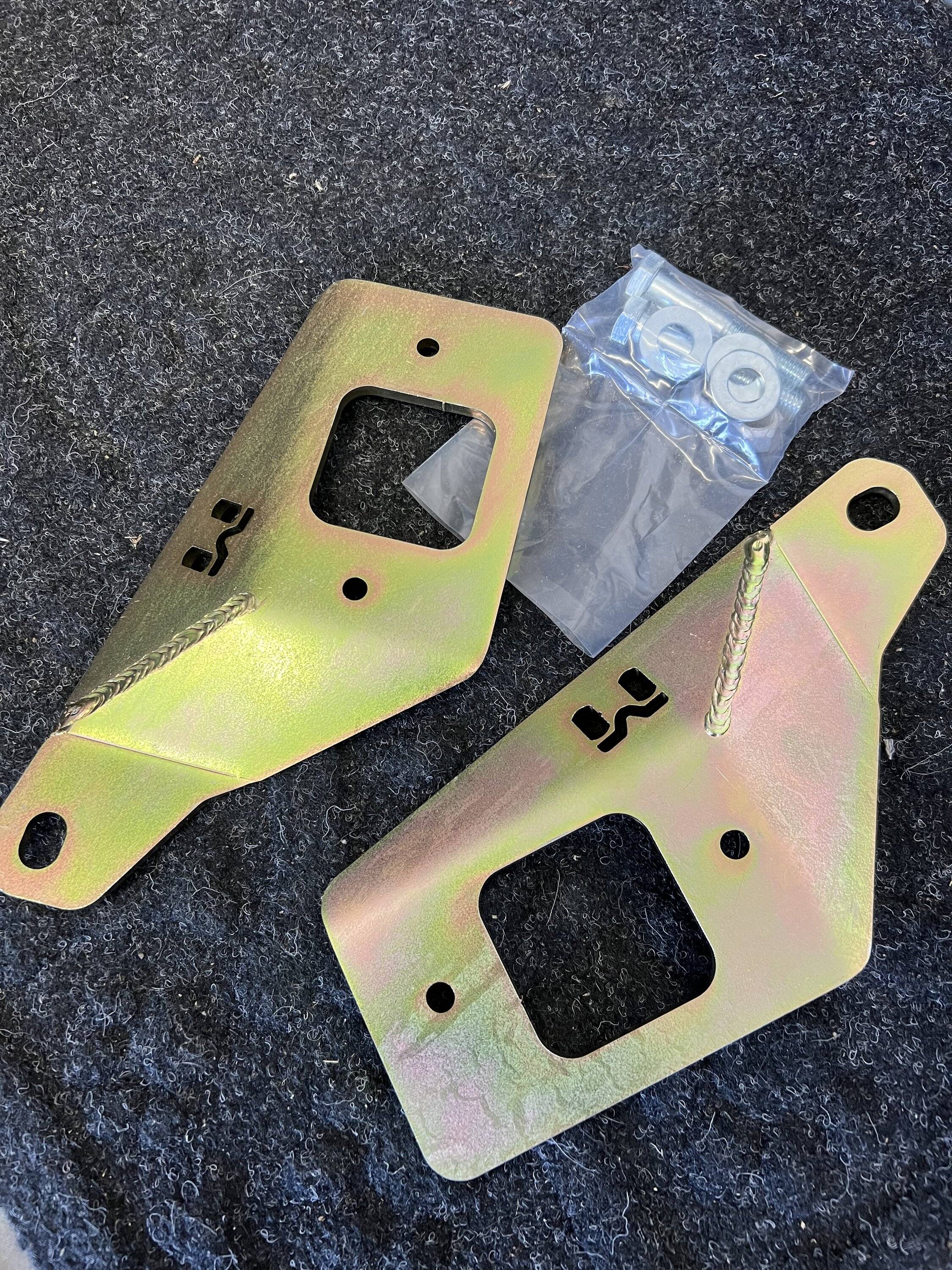 Jeep Gladiator MetalCloak Rear Sway Bar Reinforcement Brackets 183A695B-251B-4DCD-8B80-CCCE702C01F7
