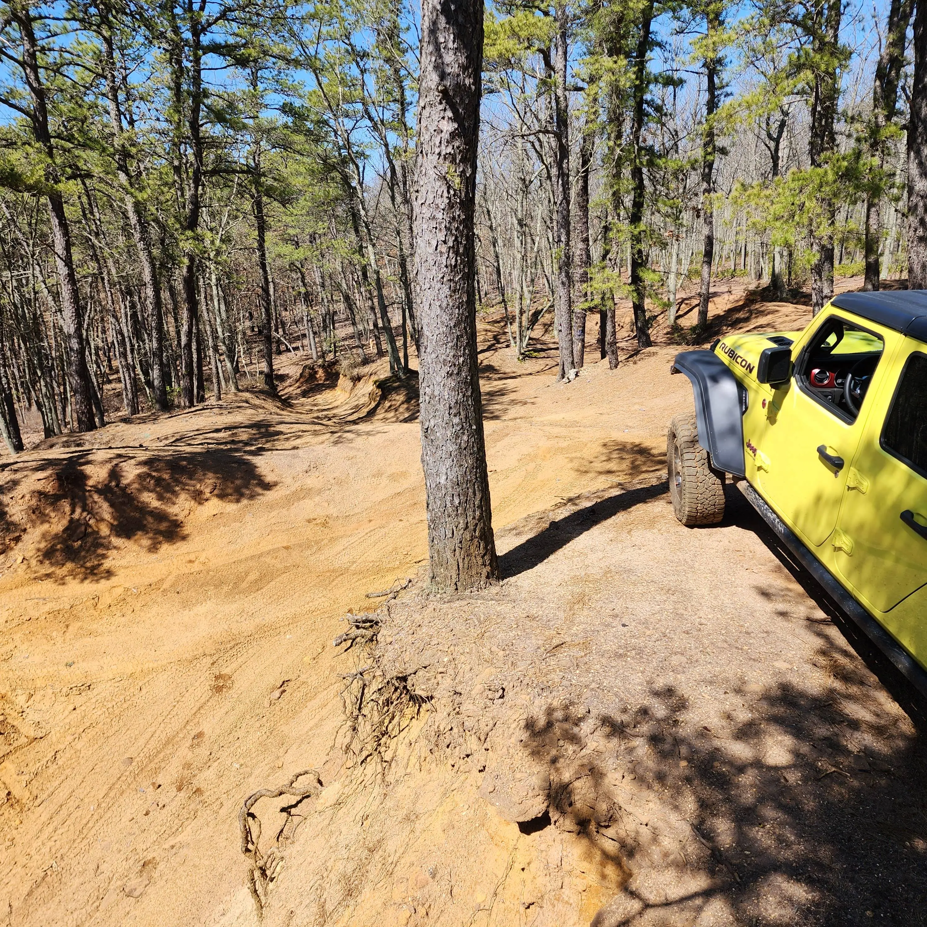 Jeep Gladiator HIGH VELOCITY YELLOW Gladiator JT Club 20230402_143704
