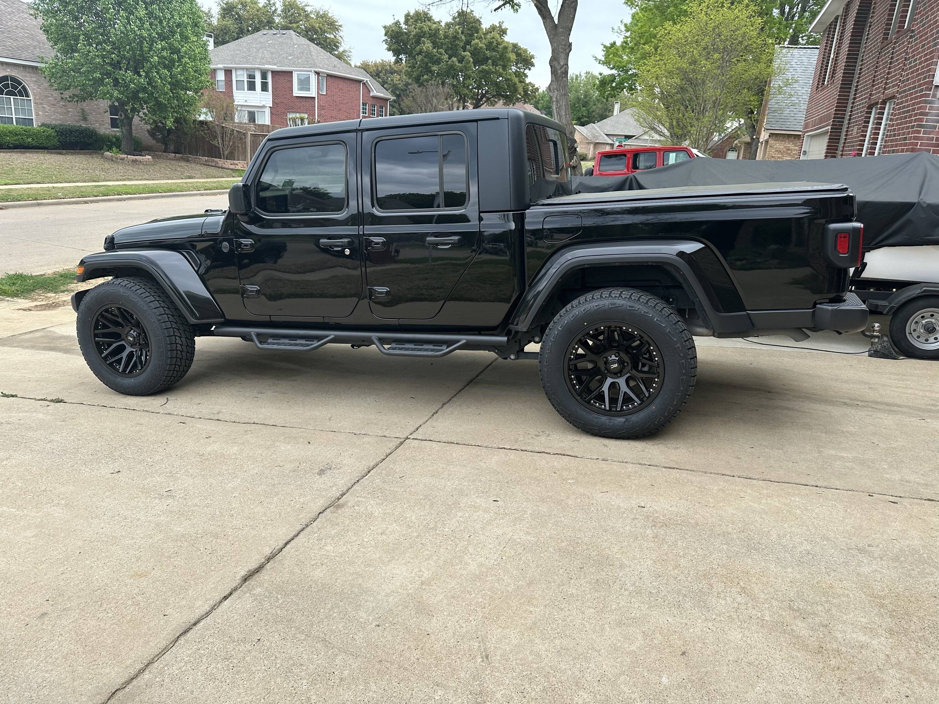 Jeep Gladiator 35s and No Lift Thread B3B33BD2-C974-43E3-A271-7F9267B6CBC8