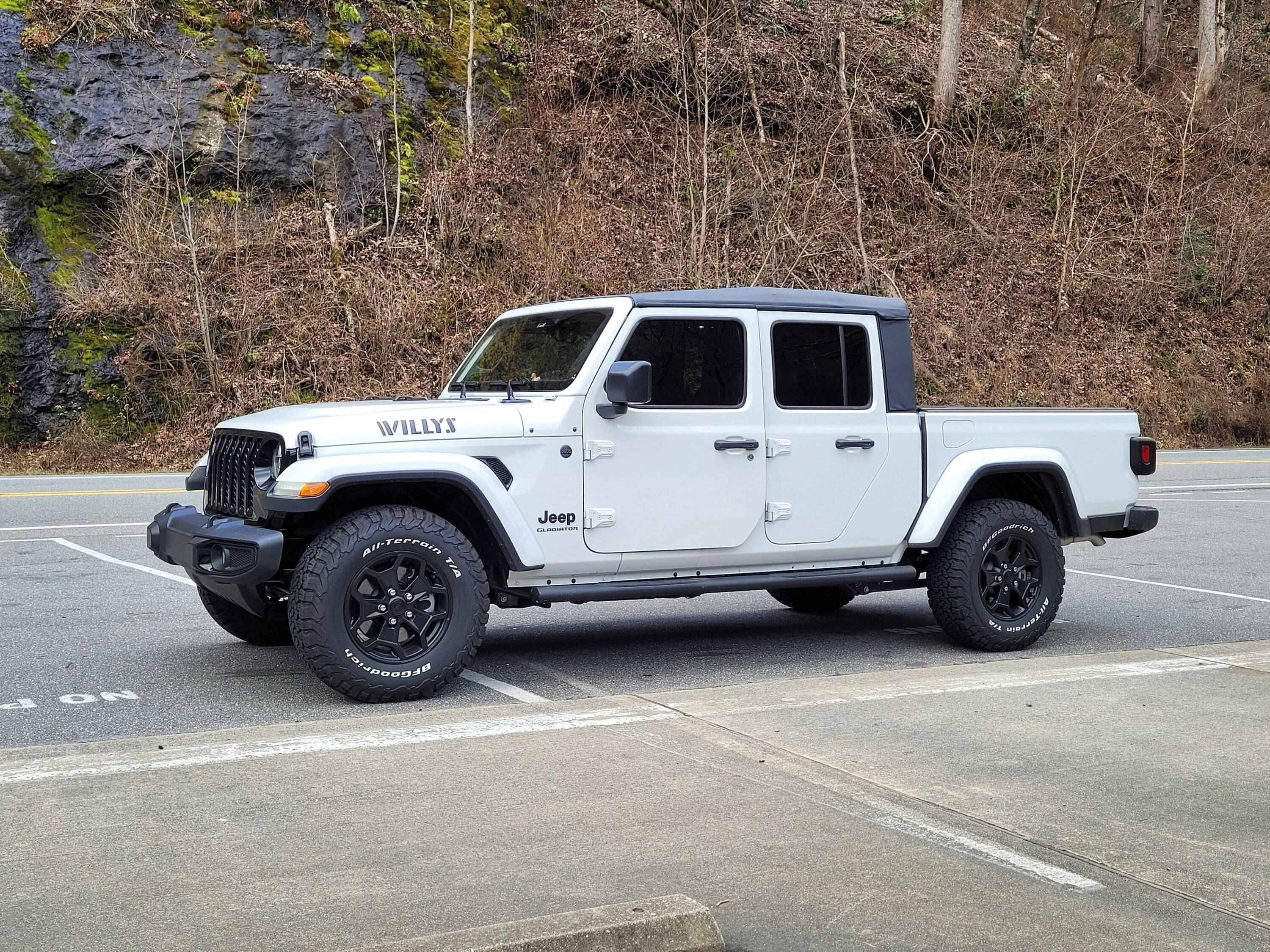 Jeep Gladiator MPG impact with 35 x 11.5 Tires 20230123_154542