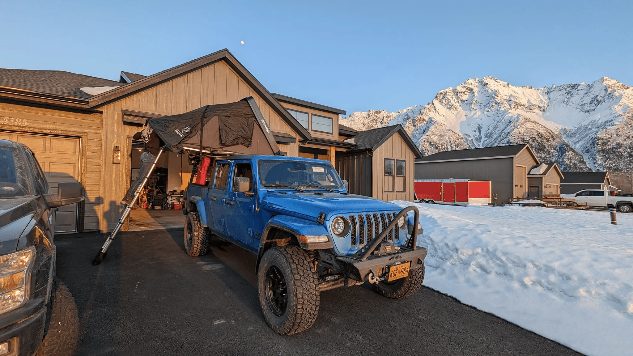 Jeep Gladiator Alaska Daily Drivers: Hydro Blue 80A and Bright White JTR 1680537550682