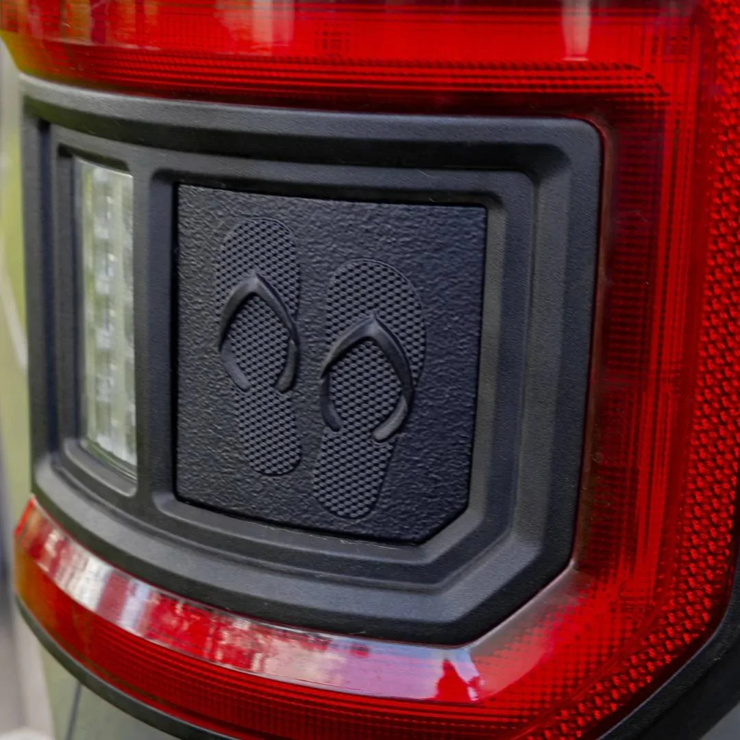 Jeep Gladiator ? It's gonna be another flip flop Summer? JT_Oracle_covers-1_1991b924-9b25-4eb1-8b92-324b756c9561