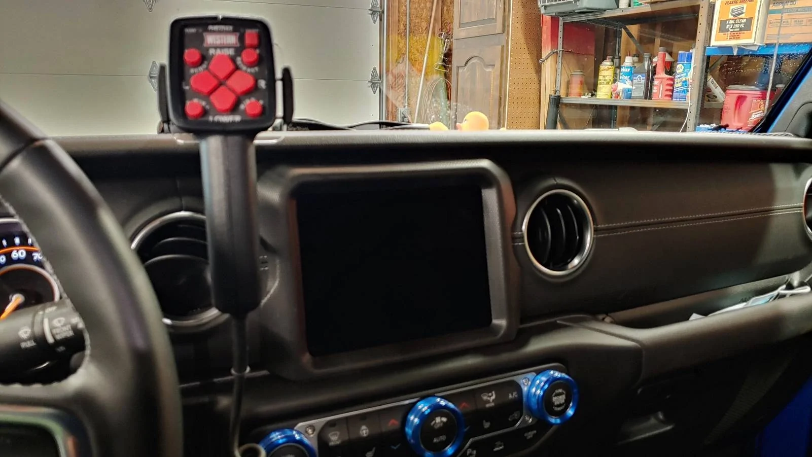 Jeep Gladiator Why so many phone holders? 20221201_094409_HDR