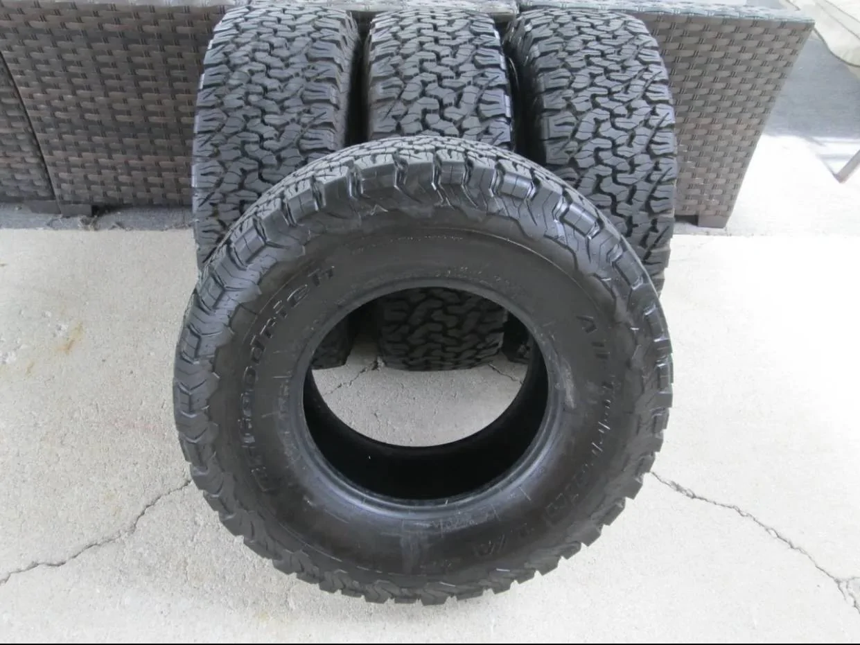 Jeep Gladiator 35 inch BFG KO2 tires B31FD0EF-9C61-4843-88D4-933076B5A071