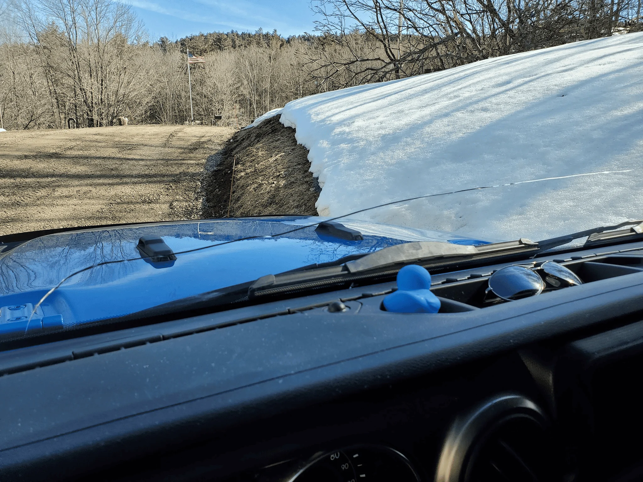 Jeep Gladiator Joined the Gladiator cracked window club 1680612675778