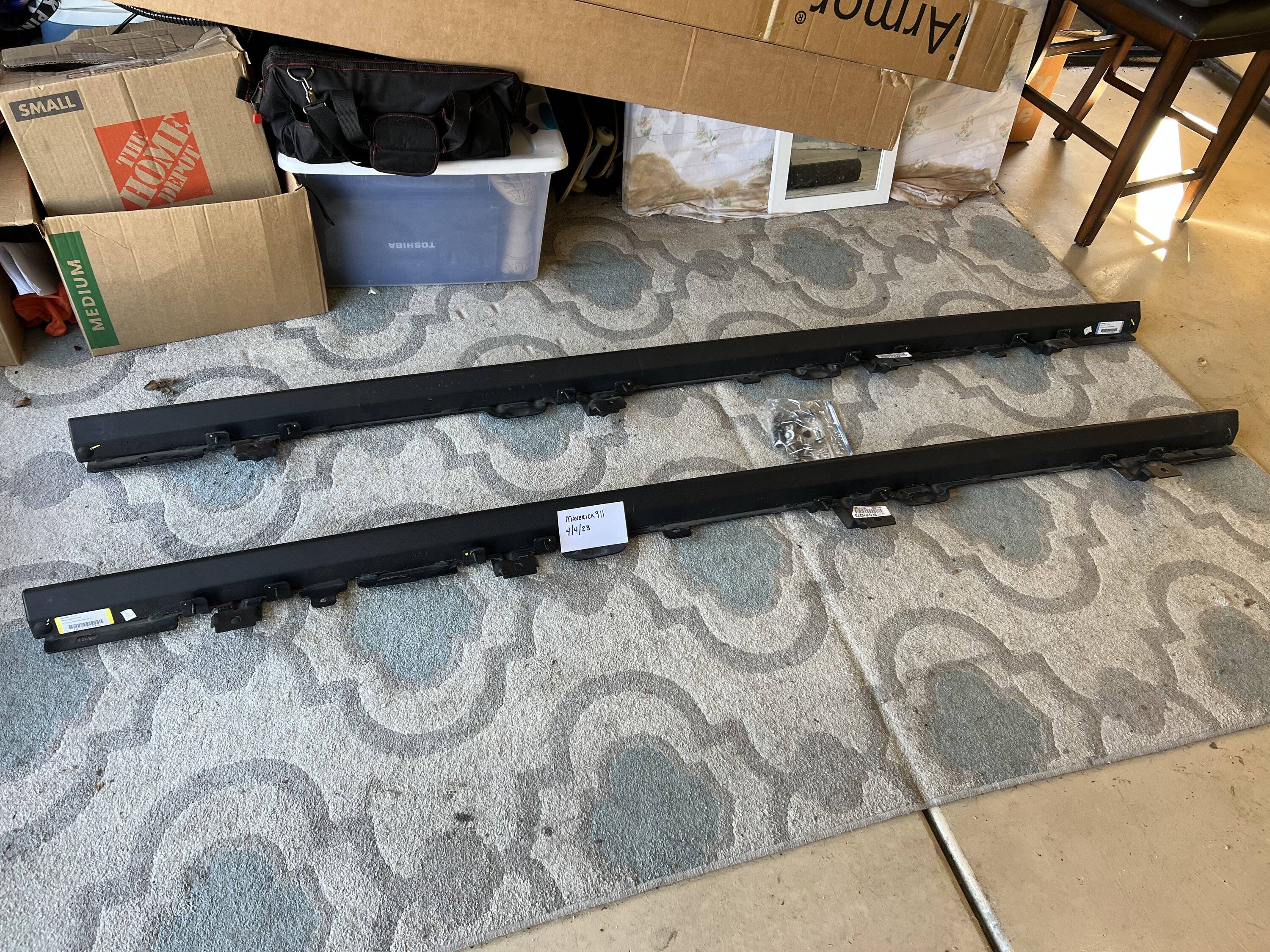 Jeep Gladiator OEM Mopar Rock Rails 9724928E-A79B-47F3-895E-87C97912DCF9