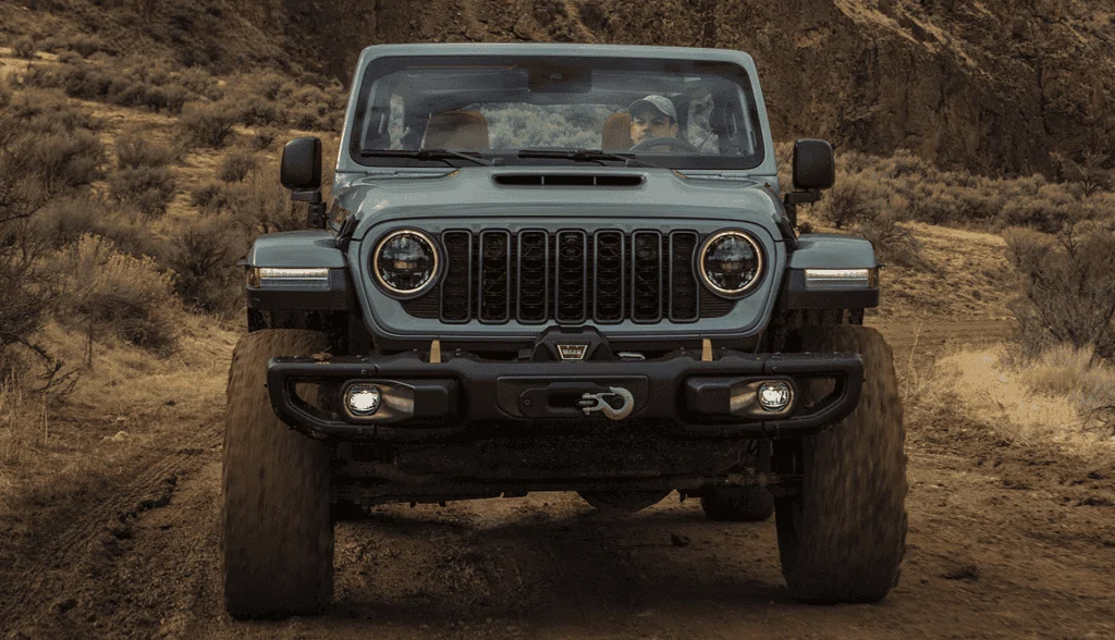 Jeep Gladiator 2024 Wranglers Featuring Big Updates & Upgrades Available to Order Starting 3/15 Screen-Shot-2023-04-05-at-9.26.36-AM-1024x588