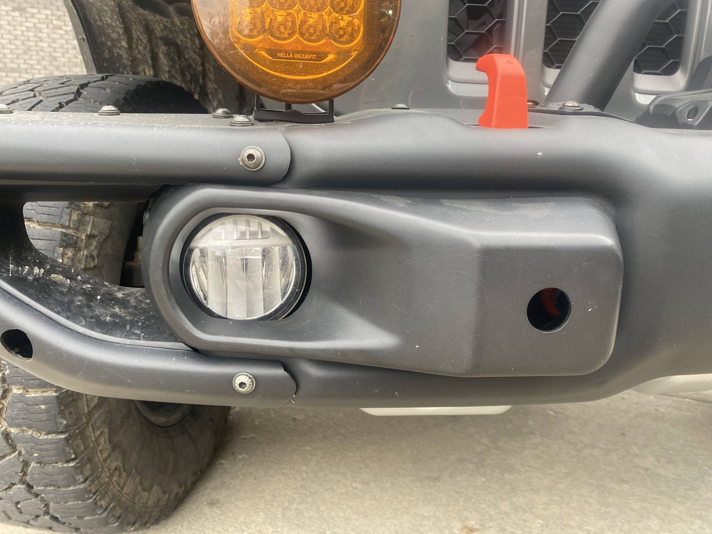 Jeep Gladiator Fog light bezel replacement image