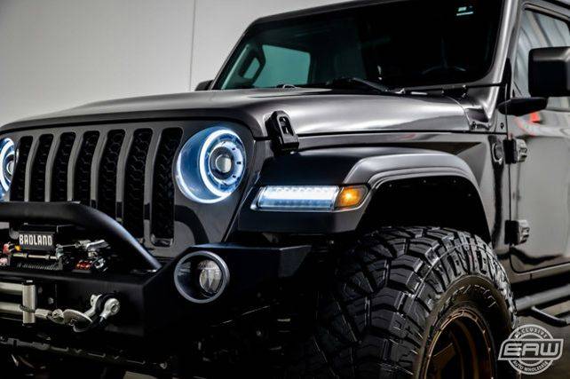 Jeep Gladiator Lets see all those Gladiators with lifts and bigger tires! JT lights