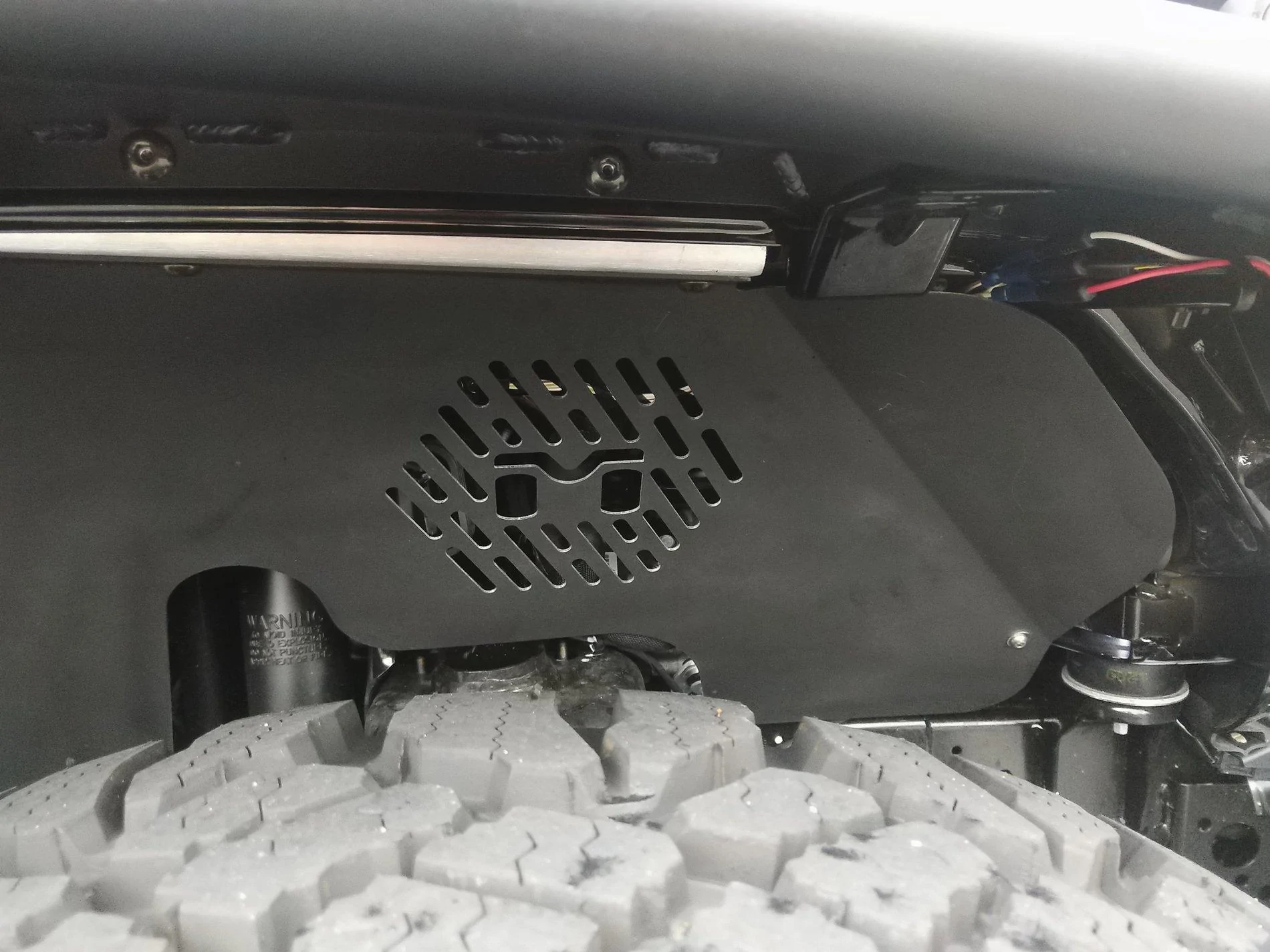 Jeep Gladiator Flimsy Front Inner Fenders IMG_20190902_102533