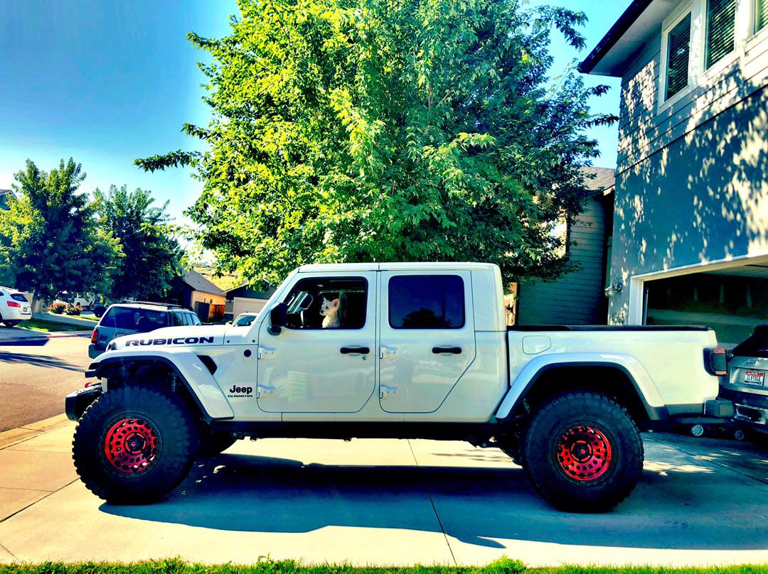 Jeep Gladiator NEW 37s.. Hankook Dyna Pro Mts 69263771_10217748705087859_1090104867713712128_o
