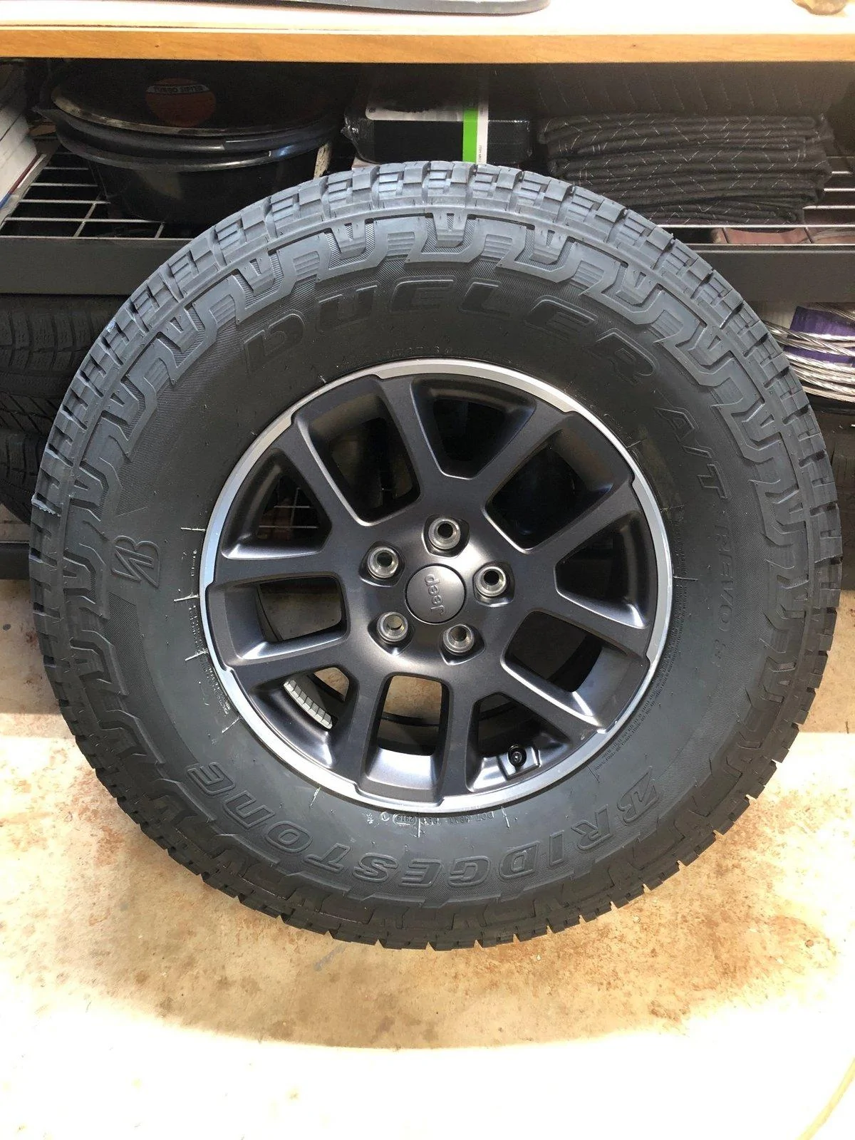 tire_wheel.webp
