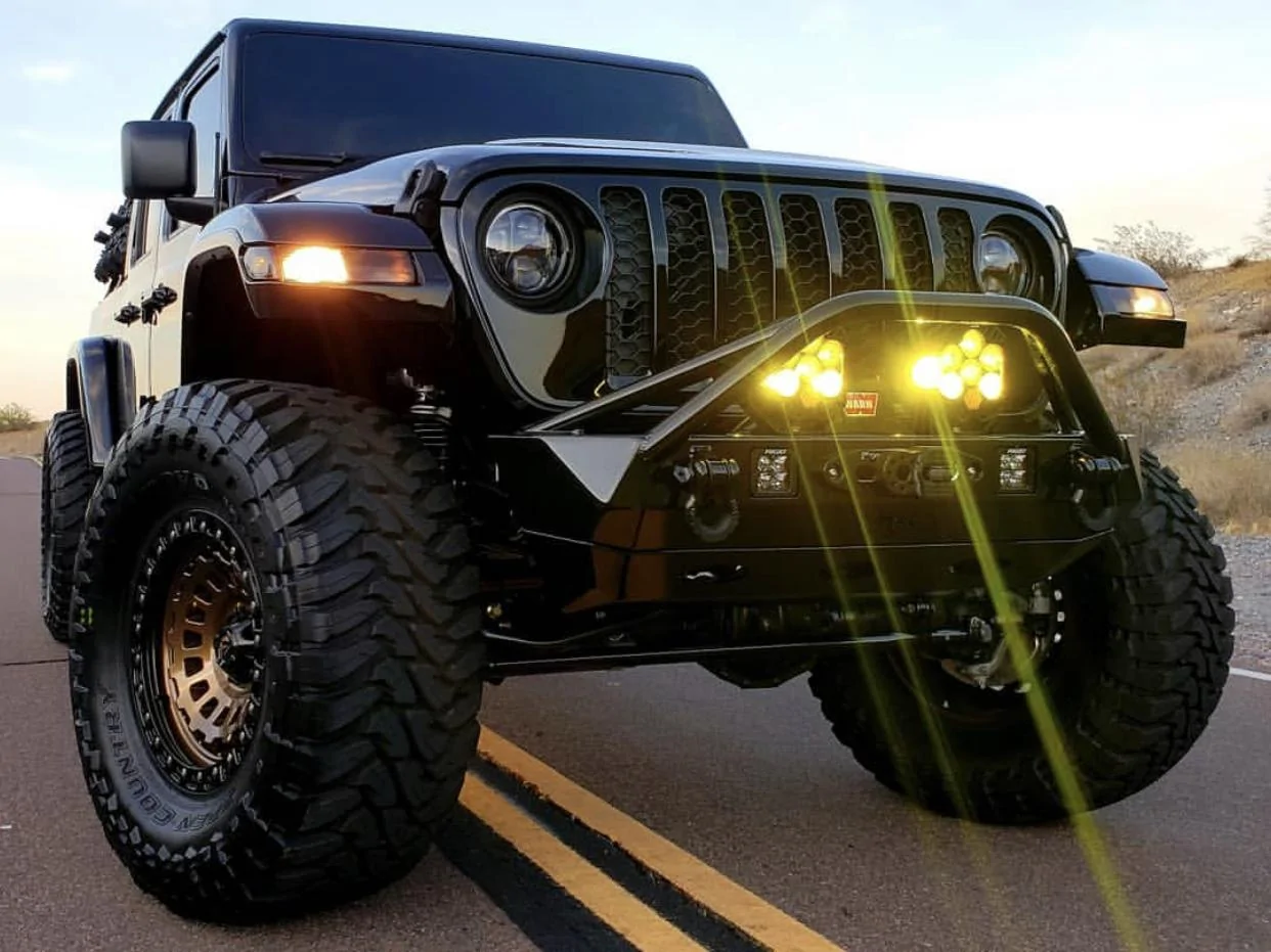 Jeep Gladiator BLACK Gladiator JT Club D53690EF-8946-4CCF-8AF8-DA235371EBF2