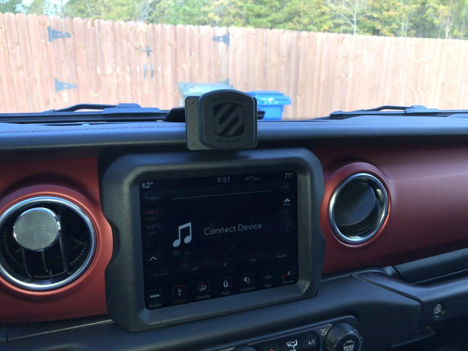 Jeep Gladiator Phone Solutions 80BECB0F-6B66-4BD5-AF60-EA82EDDABB81