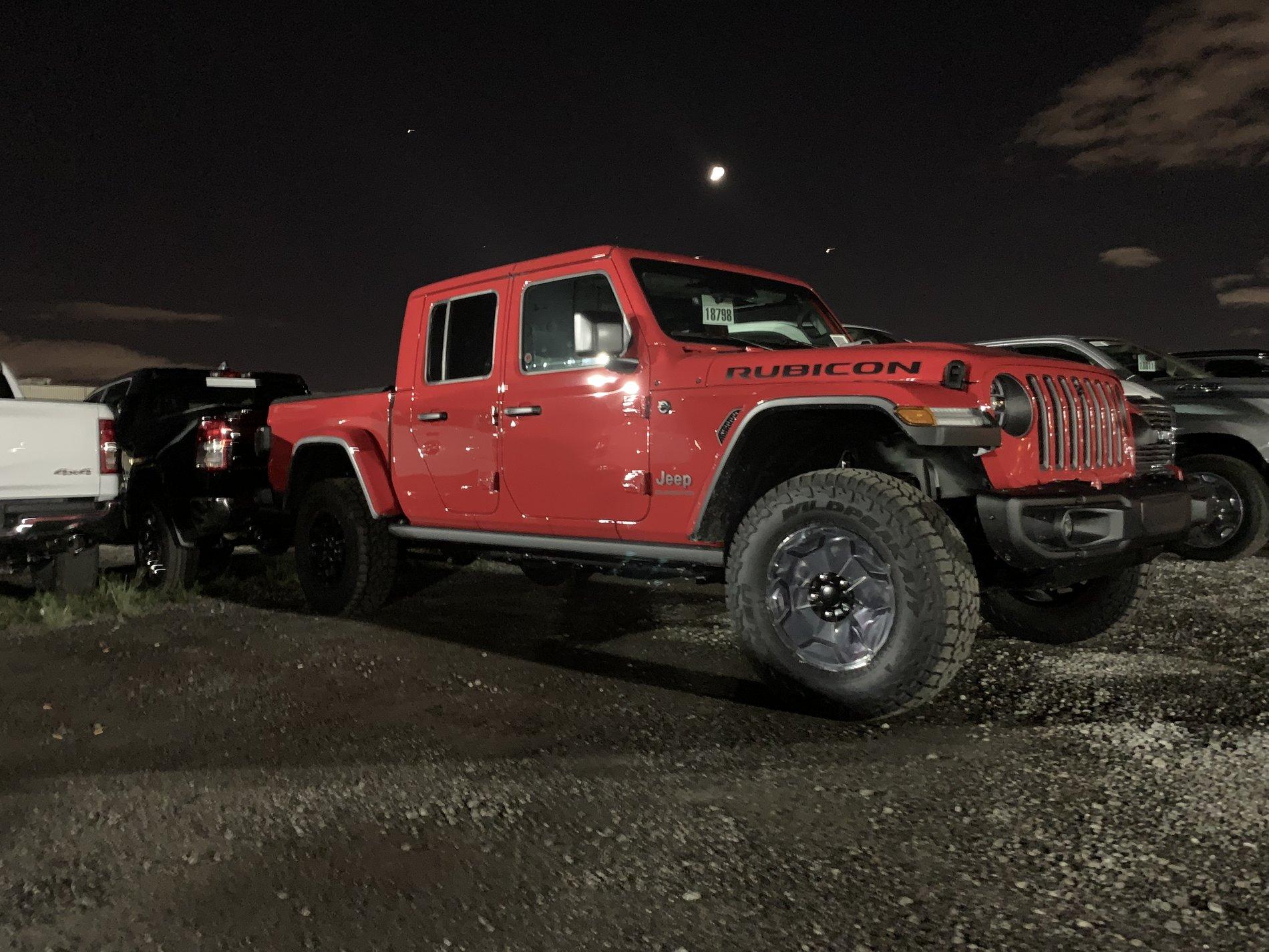 Jeep Gladiator Canadian Launch Edition arrived. BE6E33C8-7087-4DC3-9C97-AF63EB813877
