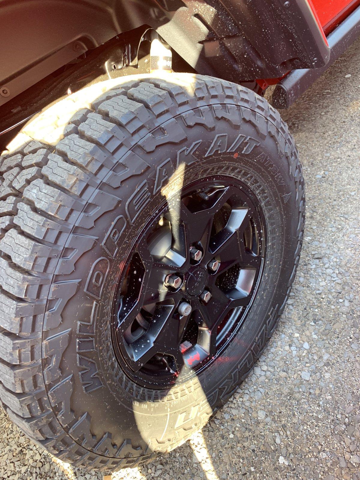 Jeep Gladiator Canadian Launch Edition arrived. 8C2900D2-B09C-4DE4-A94B-DC1424DAD38E