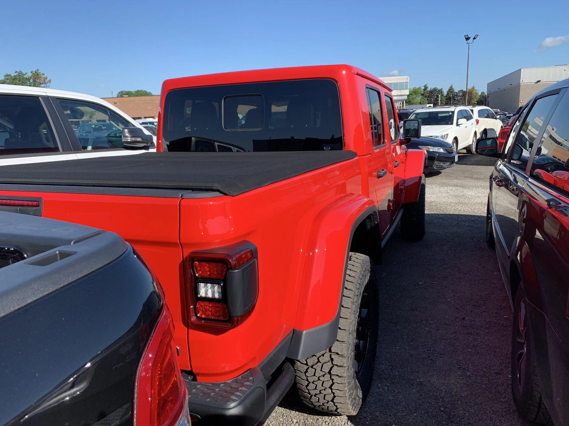 Jeep Gladiator Canadian Launch Edition arrived. 46332854-3B00-45DF-8FB8-3182188F5C9A