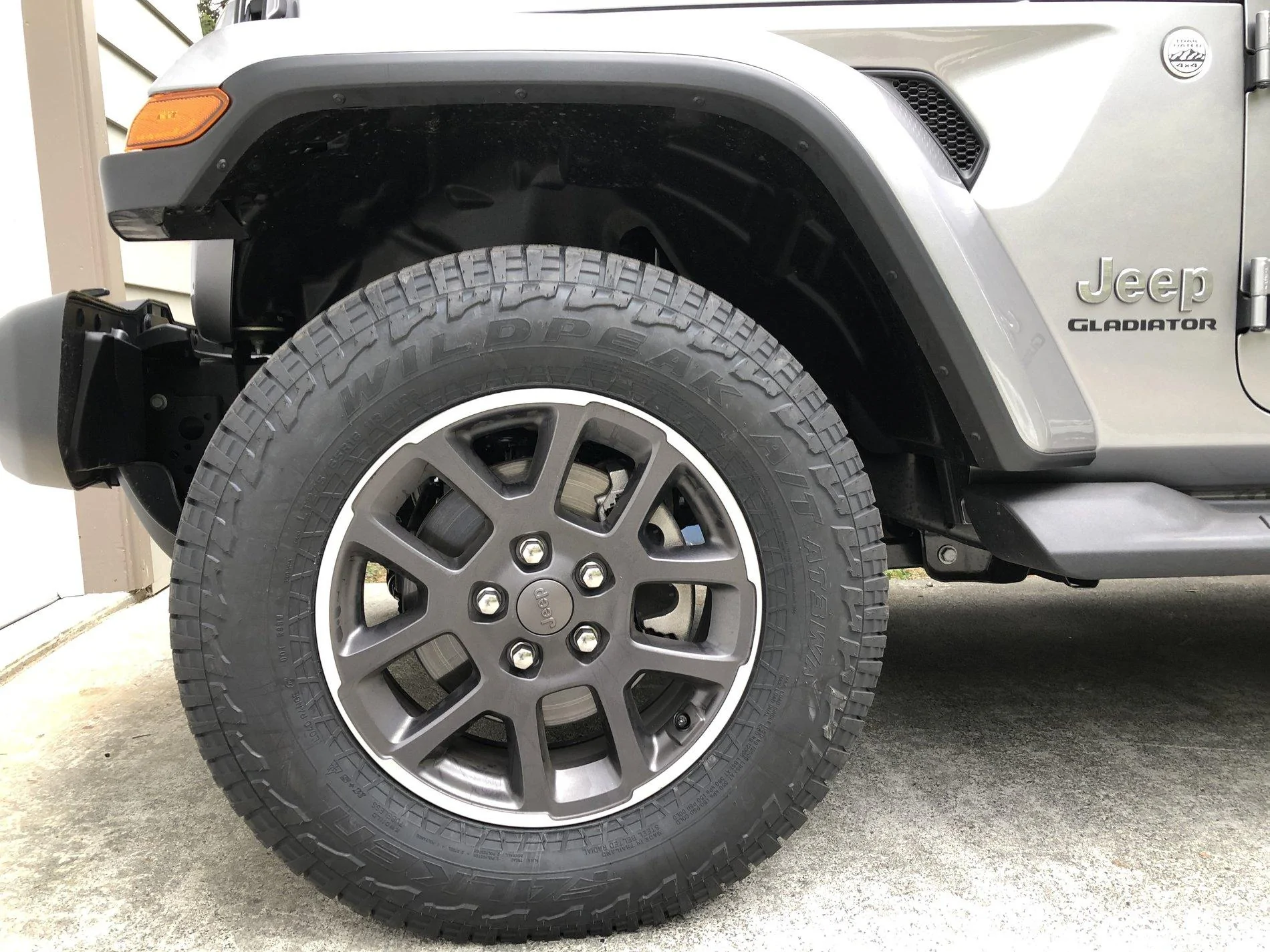 Jeep Gladiator Bigger Tires on the Overland Wheels or ??? 80B9751C-8103-4B95-932B-17FF078BAF94