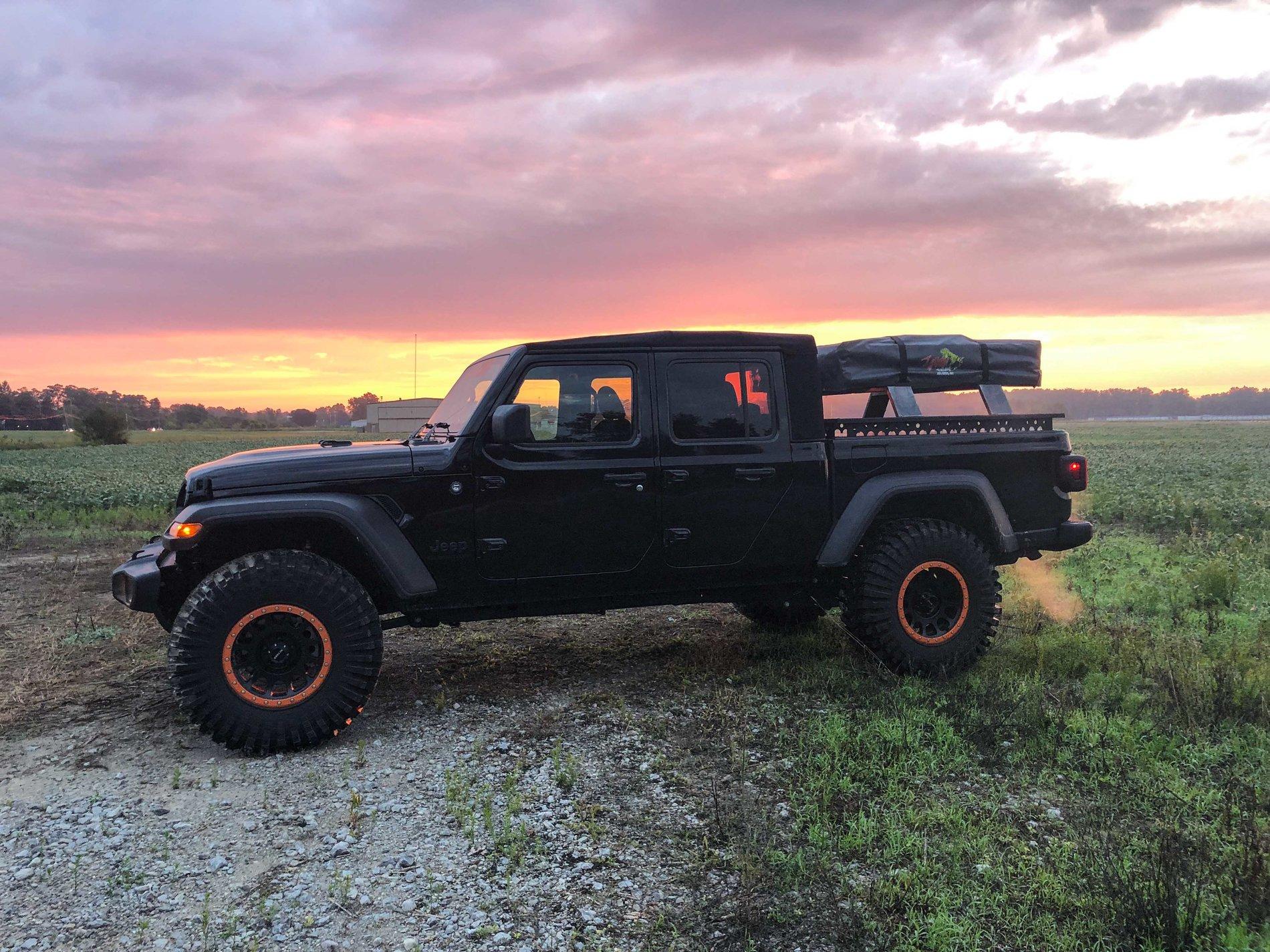 Jeep Gladiator Anyone building (planning) to build a Jeep Wayout? acejtud-u-