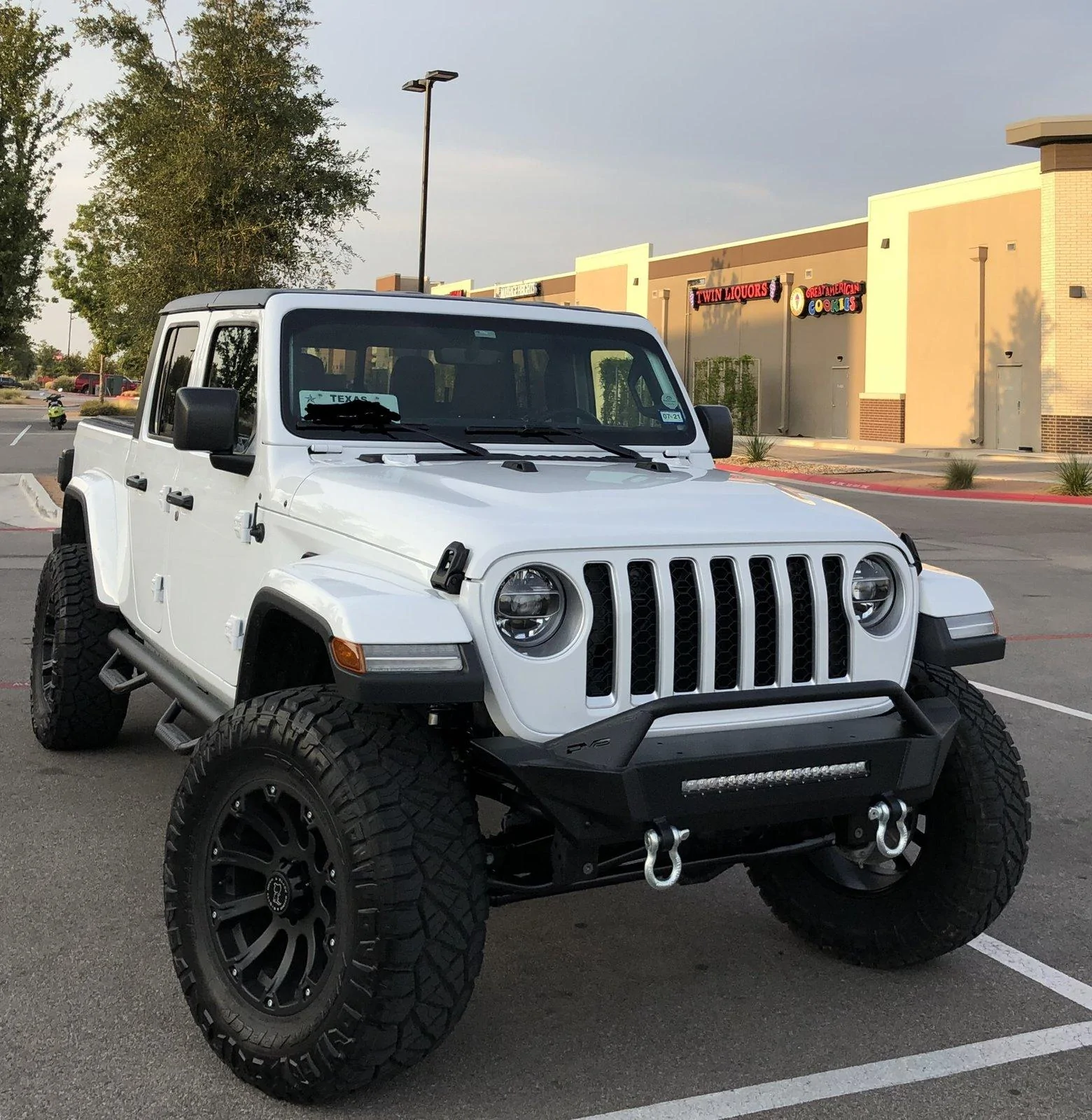Jeep Gladiator BUMPERS! IMG_0966