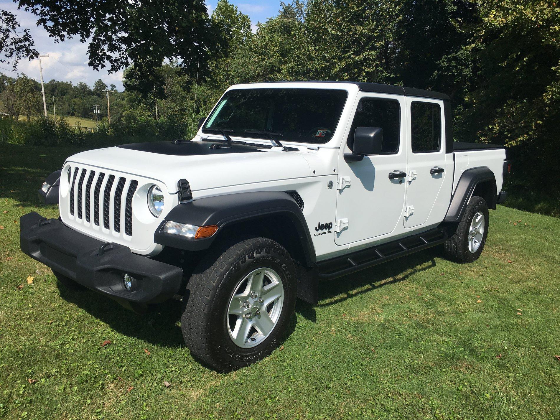 Jeep Gladiator BRIGHT WHITE Gladiator JT Club 2FFF847D-9589-4A81-A269-CB07BCC4B505