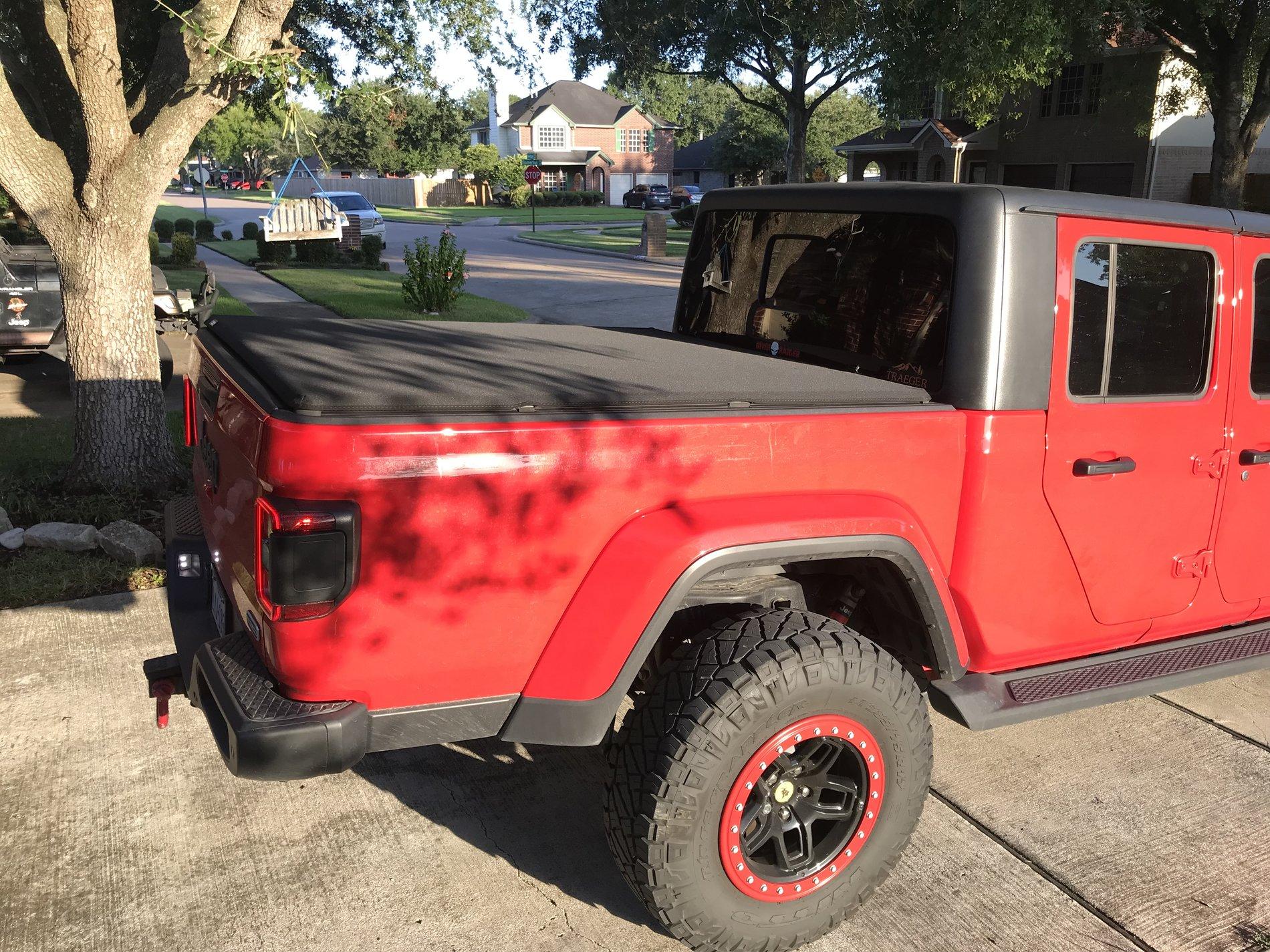 Jeep Gladiator Aftermarket Tonneau Covers? 4C436A75-44B8-455F-9810-722EB16AA37E