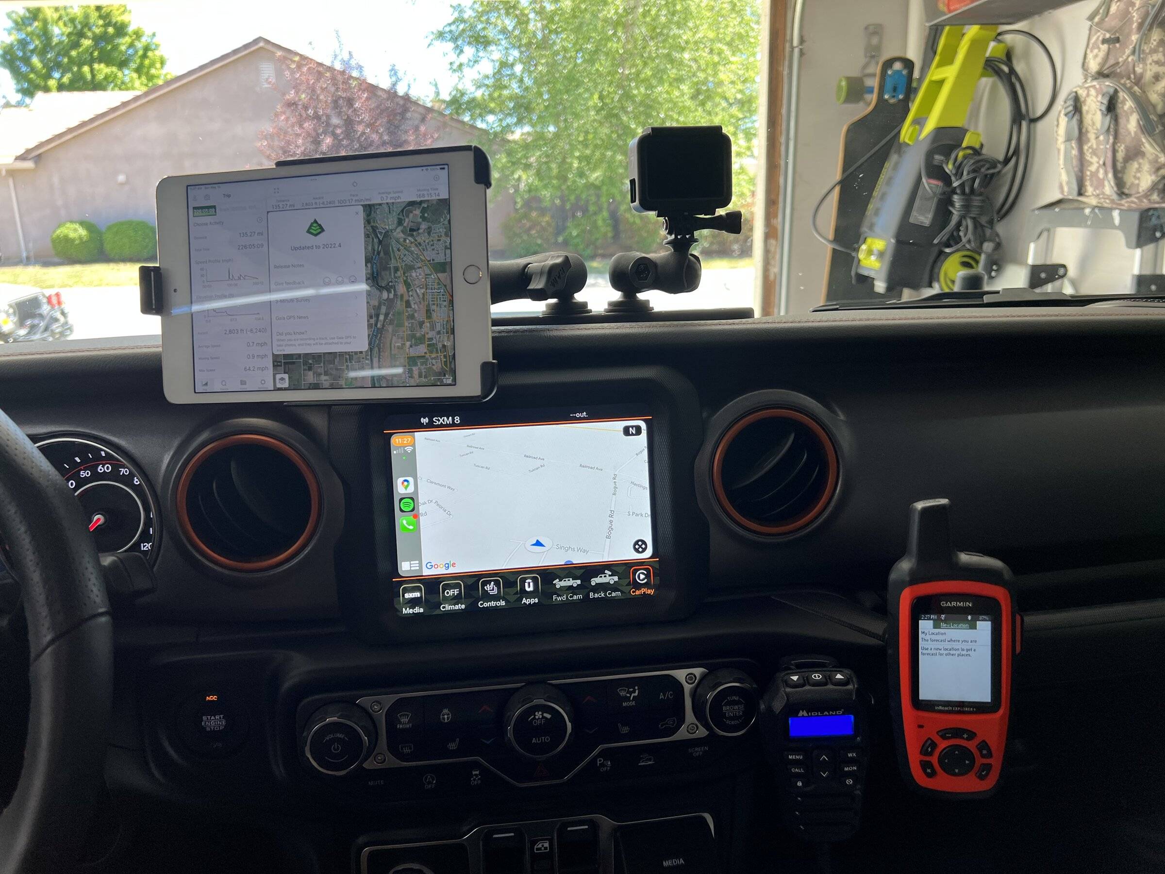Jeep Gladiator Show me your cockpit! 8D9CE2BD-93FF-4519-B313-4322E0C680FC