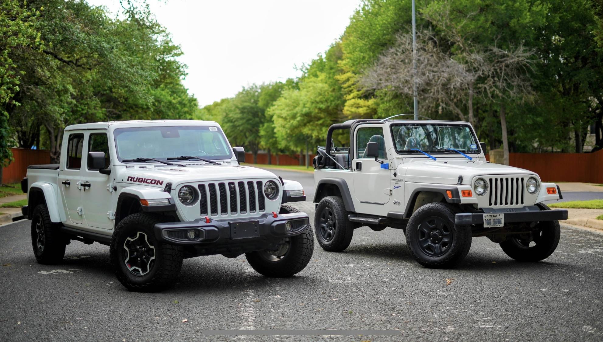 Jeep Gladiator New Gladiator Rubicon v. Slightly Used - What Am I paying for? E8B90035-B989-48C3-965E-DF9BACDAF760