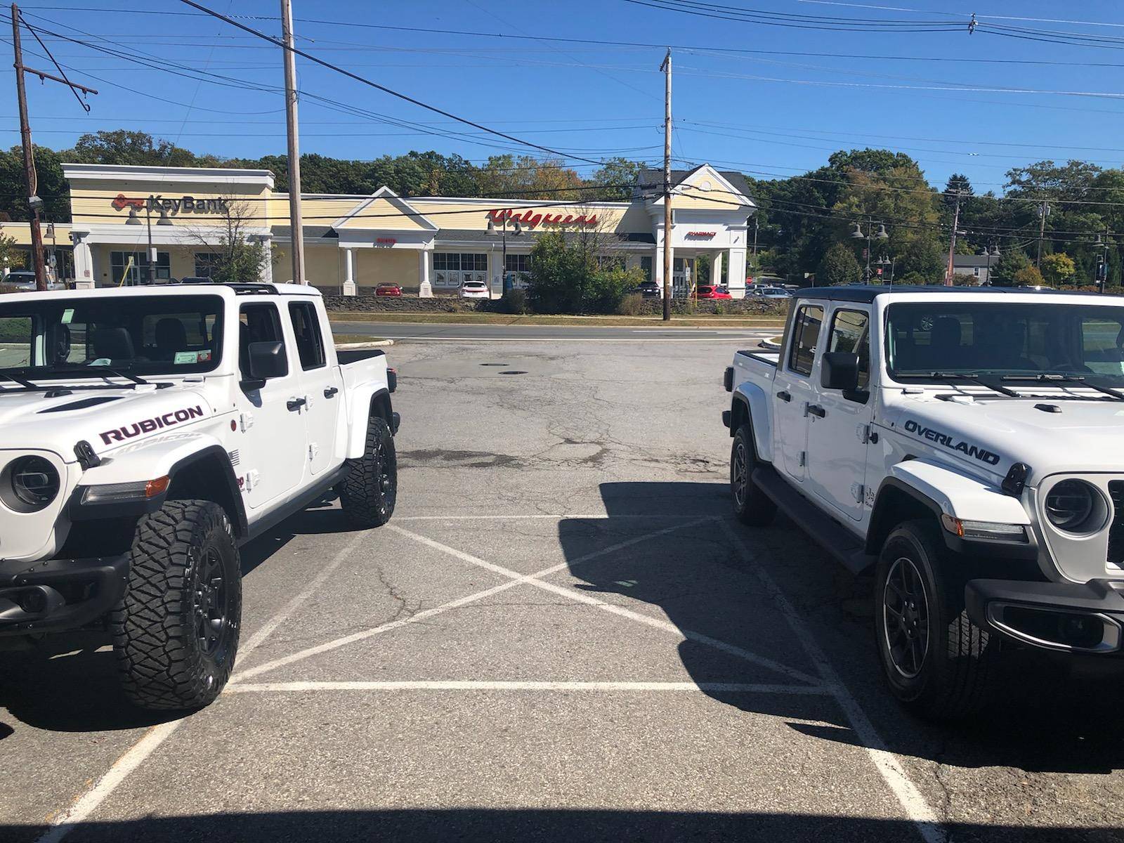 Jeep Gladiator Jeeps Parking Next To Jeeps FB98