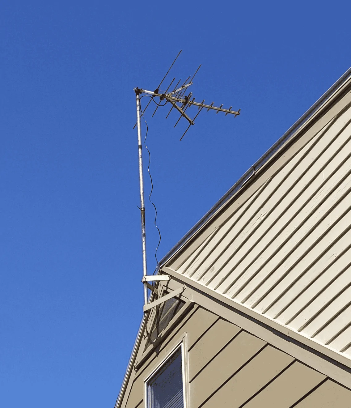 Jeep Gladiator best rooftop TV antenna? 1680929275630