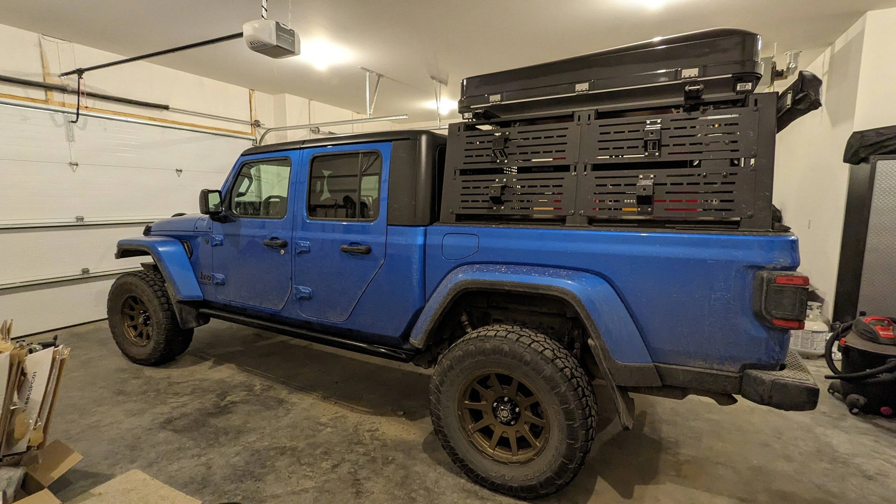 Jeep Gladiator Alaska Daily Drivers: Hydro Blue 80A and Bright White JTR PXL_20230408_052625459