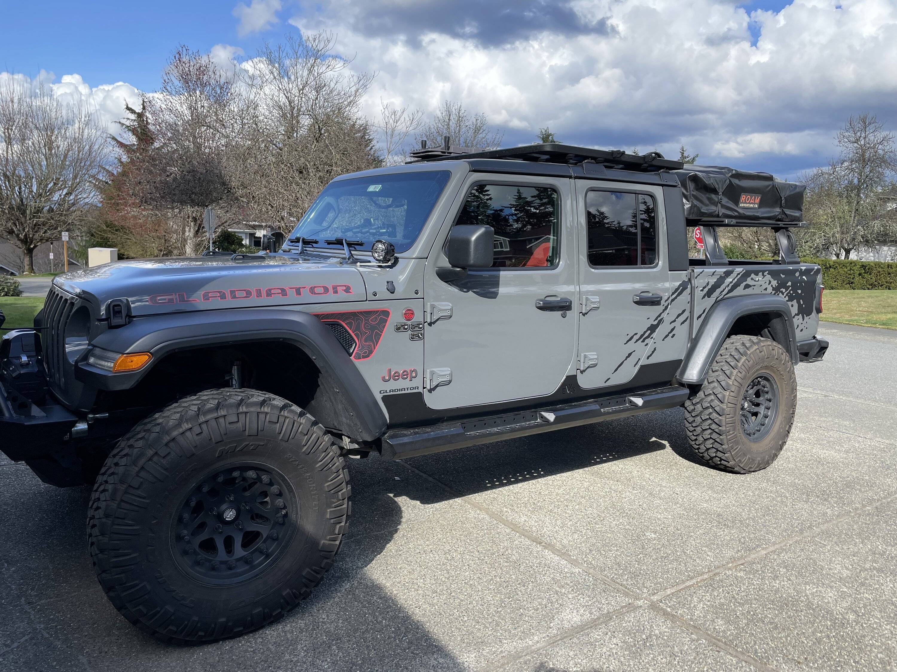 Jeep Gladiator STING GRAY Gladiator JT Club IMG_0576
